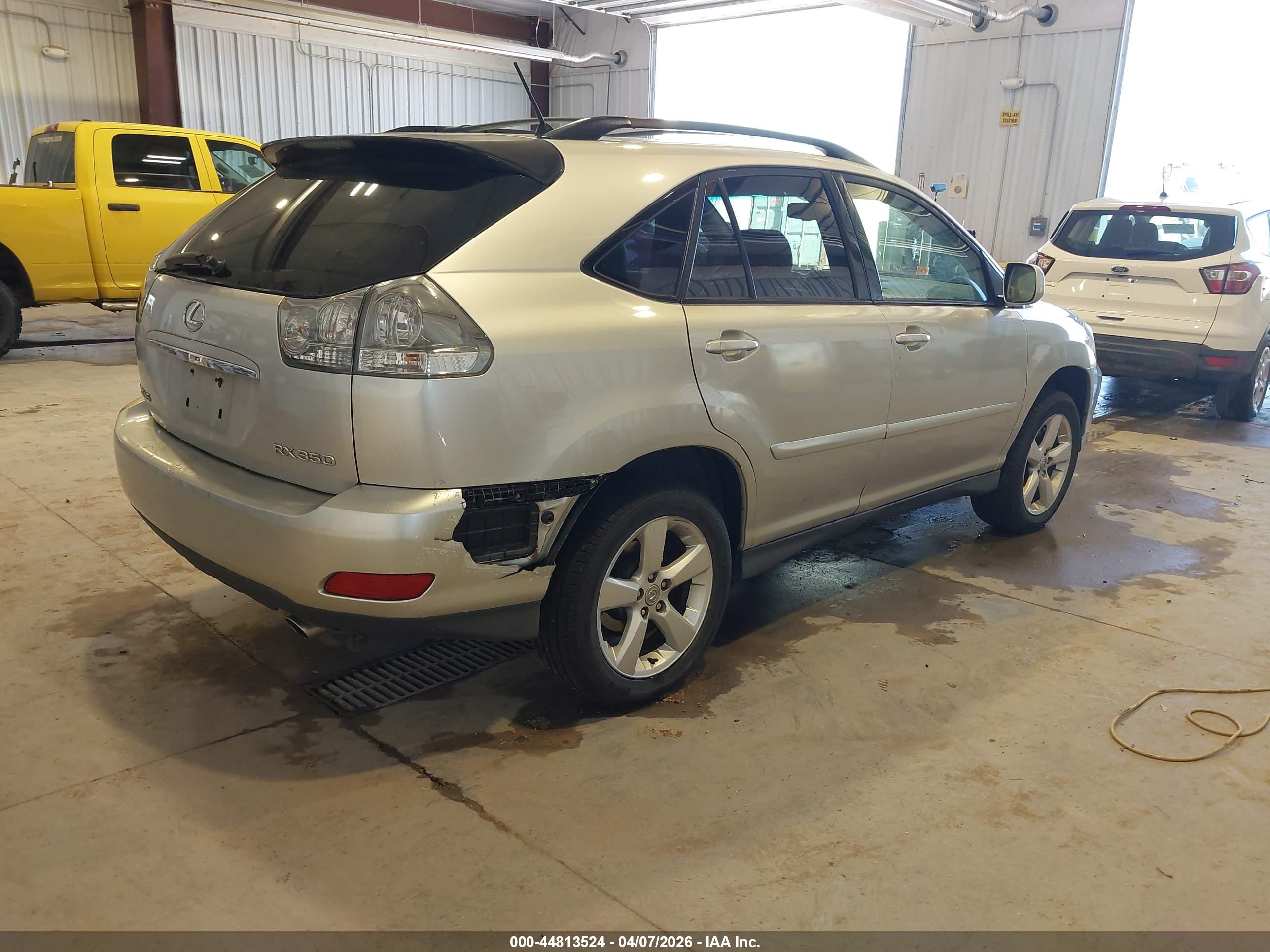 LEXUS RX image 4