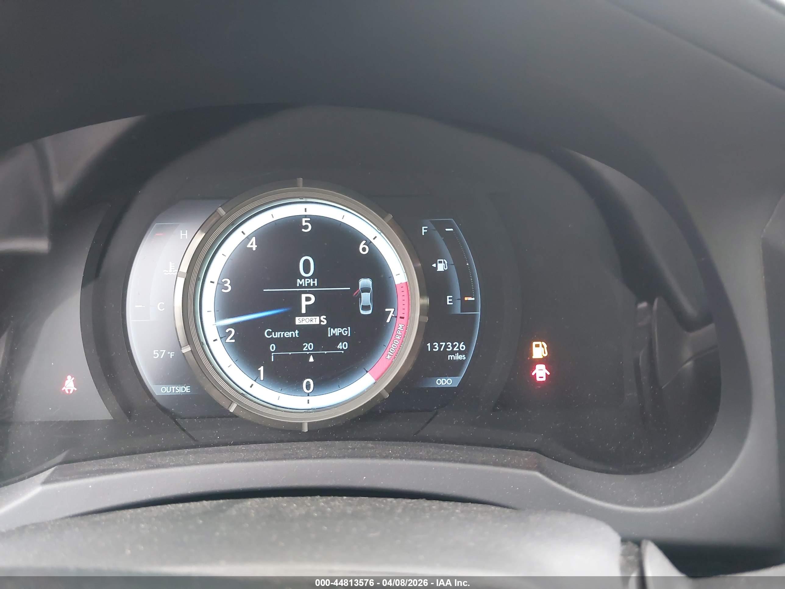 LEXUS IS image 7