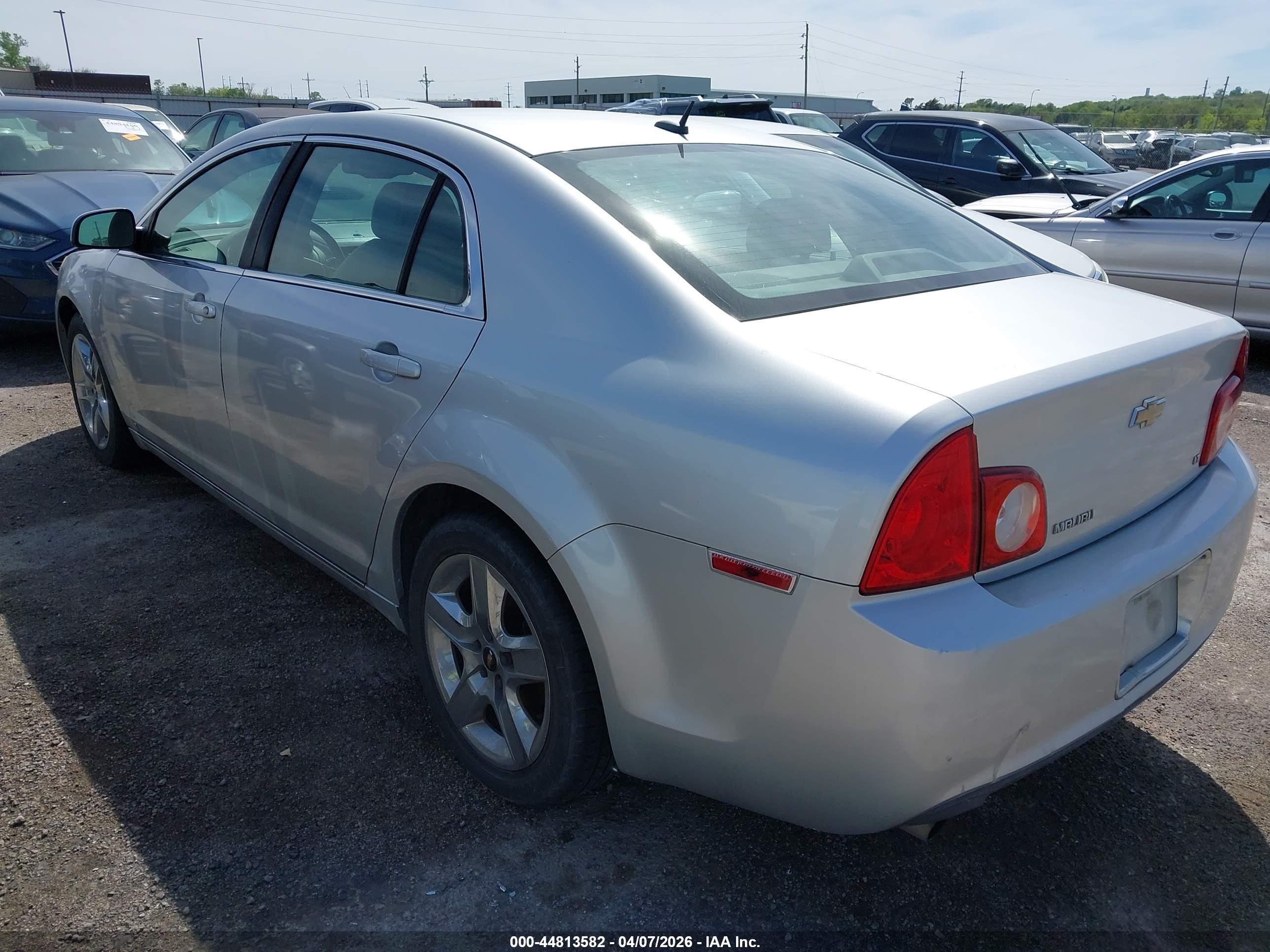 CHEVROLET MALIBU image 3