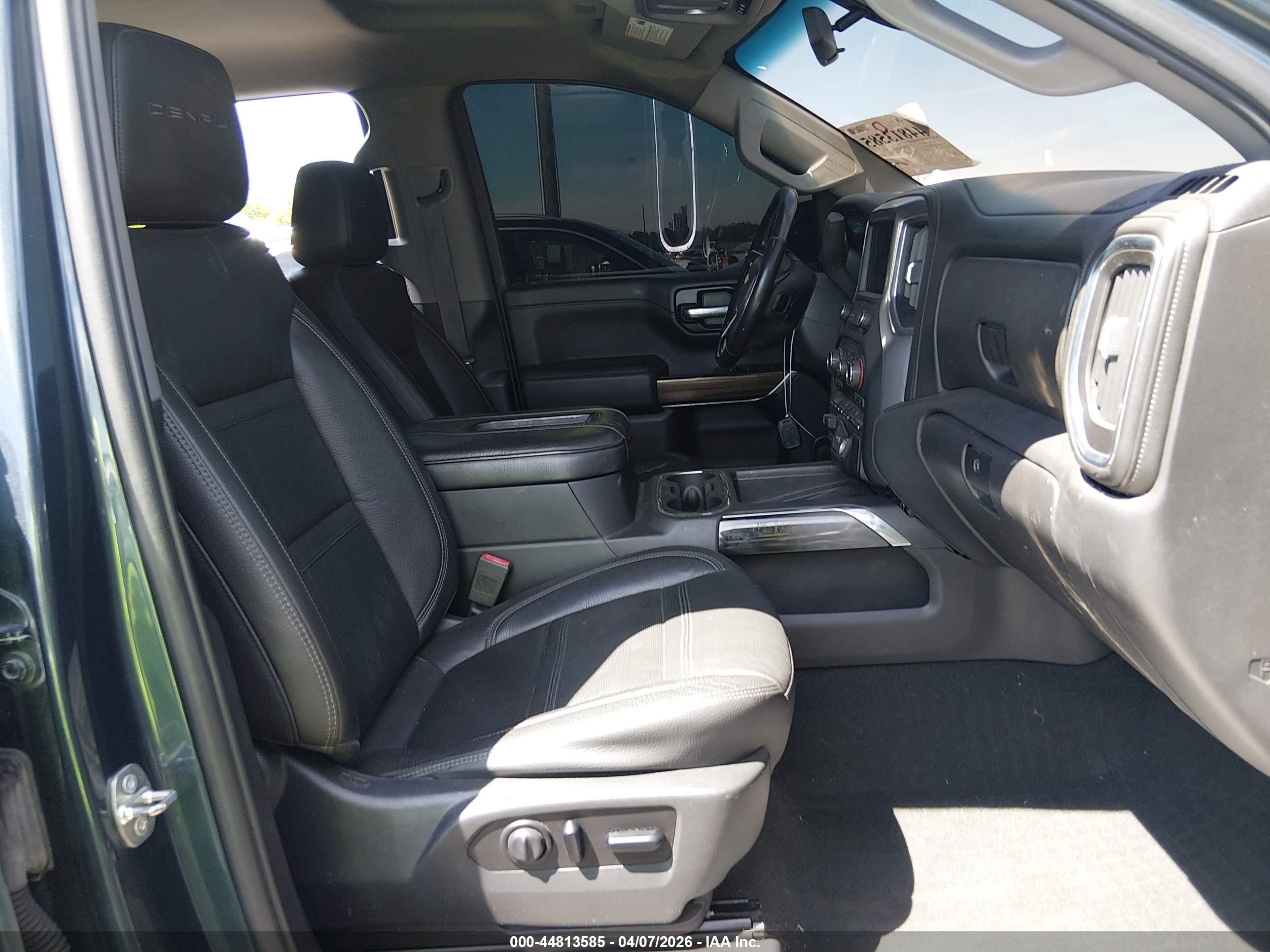 CHEVROLET SILVERADO image 5
