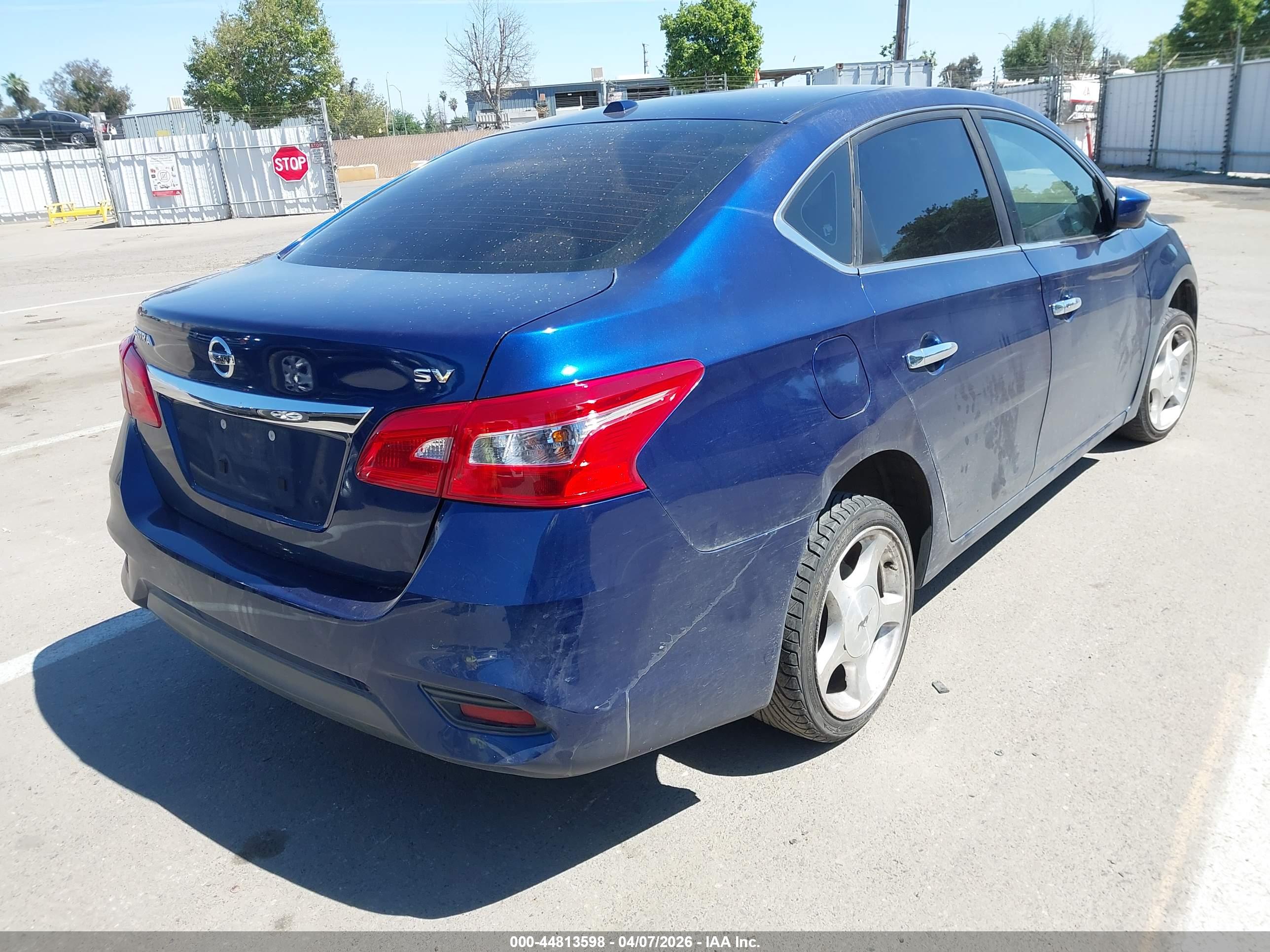 NISSAN SENTRA image 4