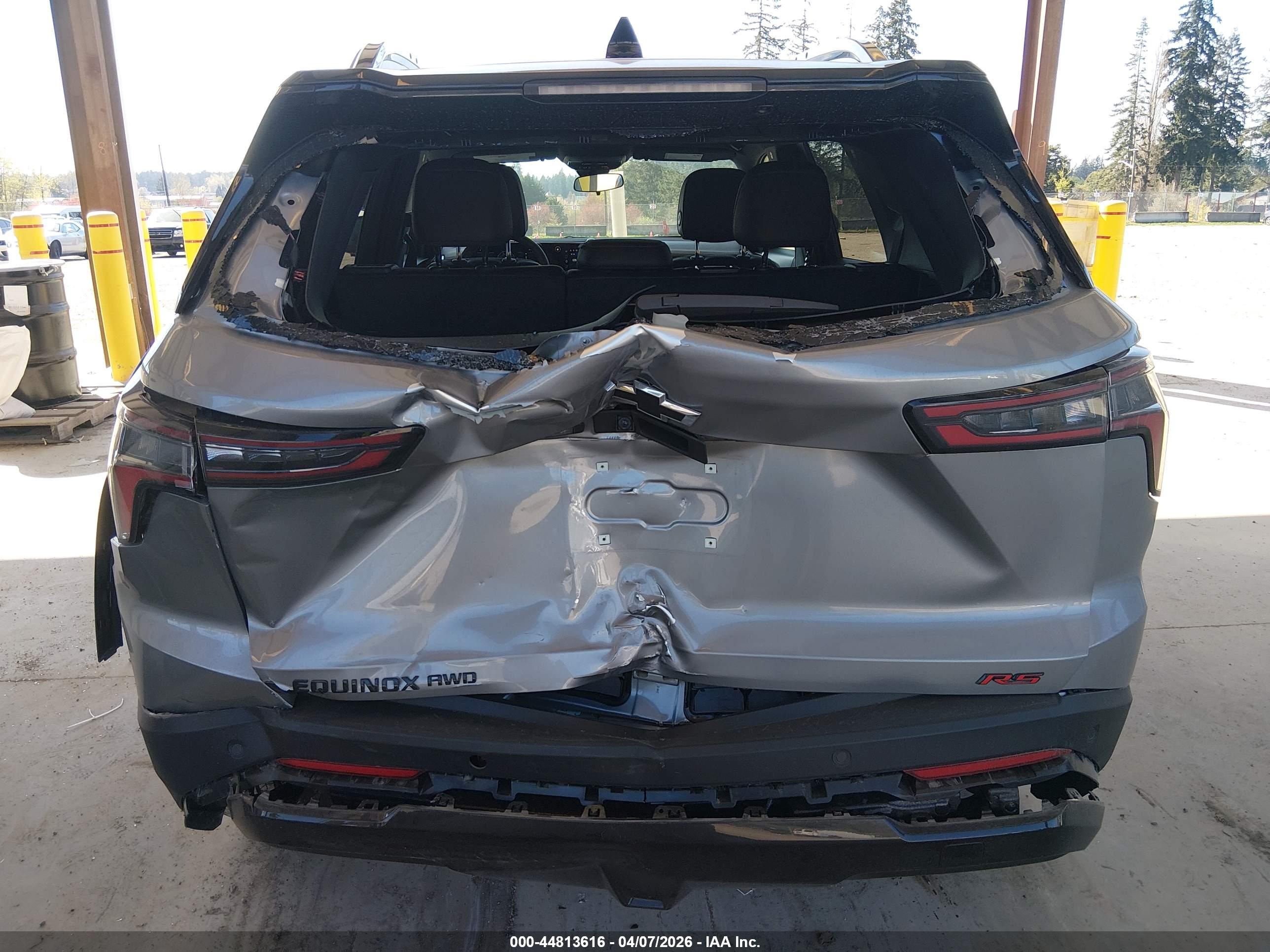CHEVROLET EQUINOX image 6