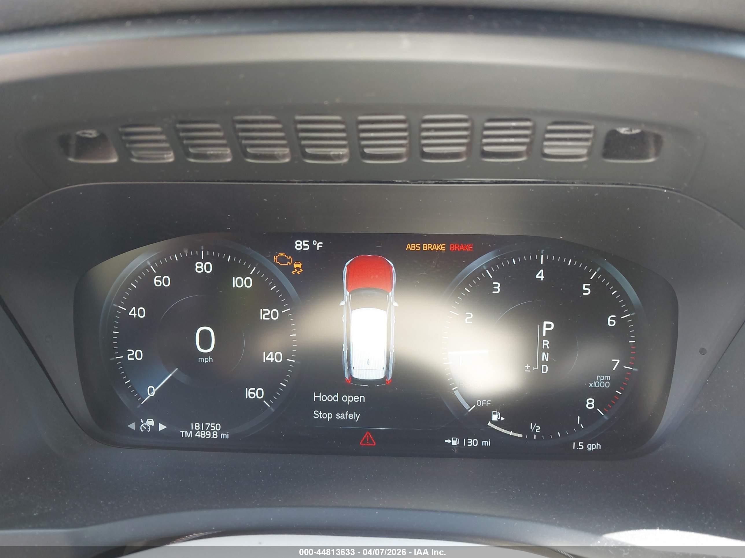 VOLVO XC90 image 7