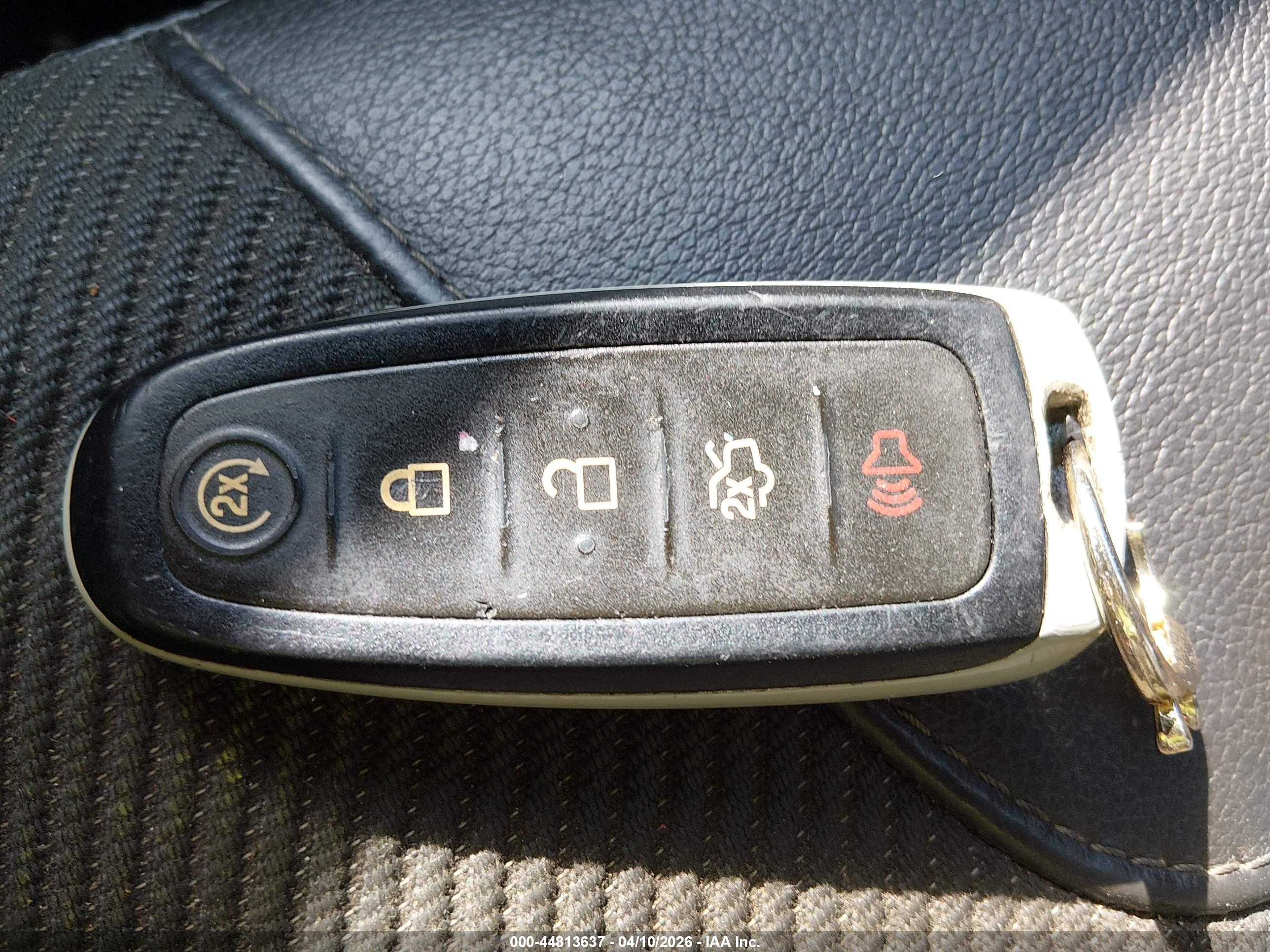 FORD ESCAPE image 11