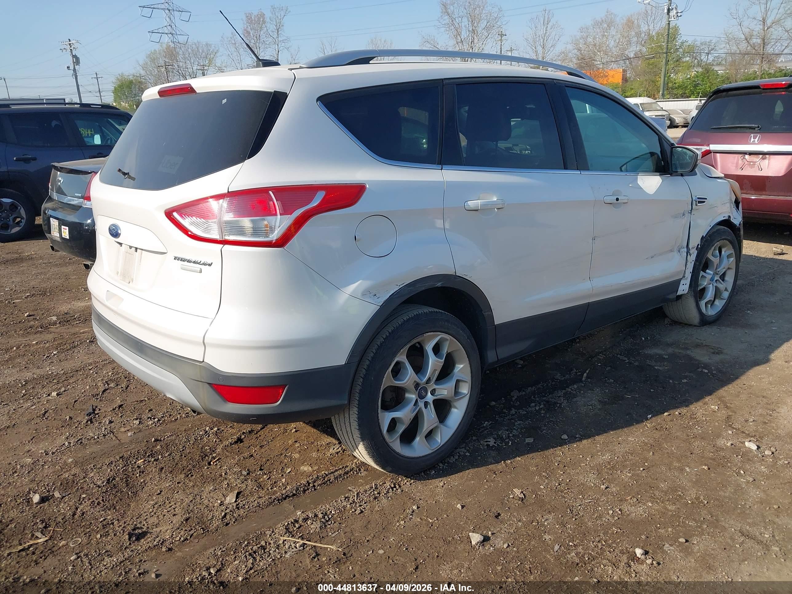FORD ESCAPE image 4