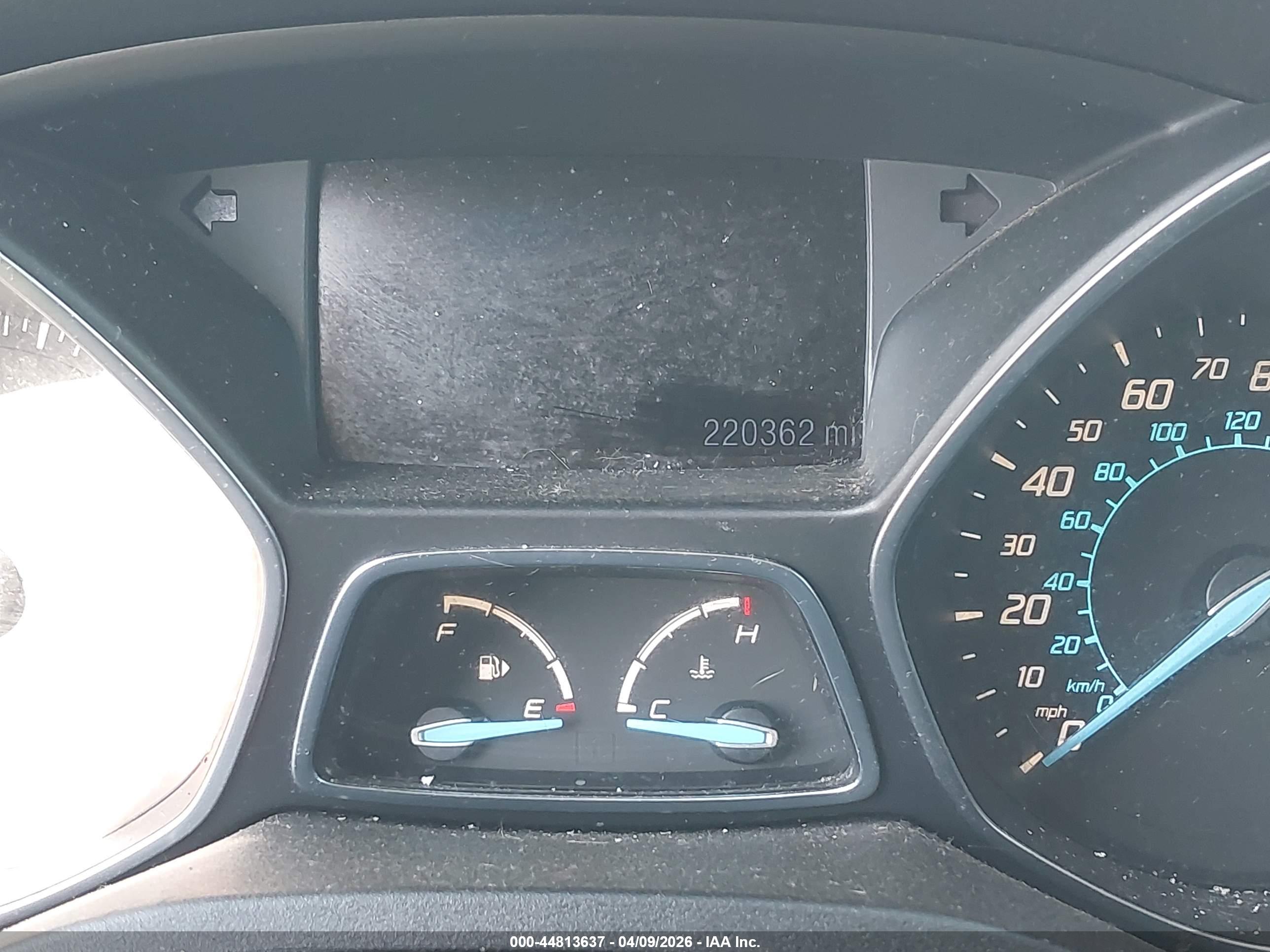 FORD ESCAPE image 7