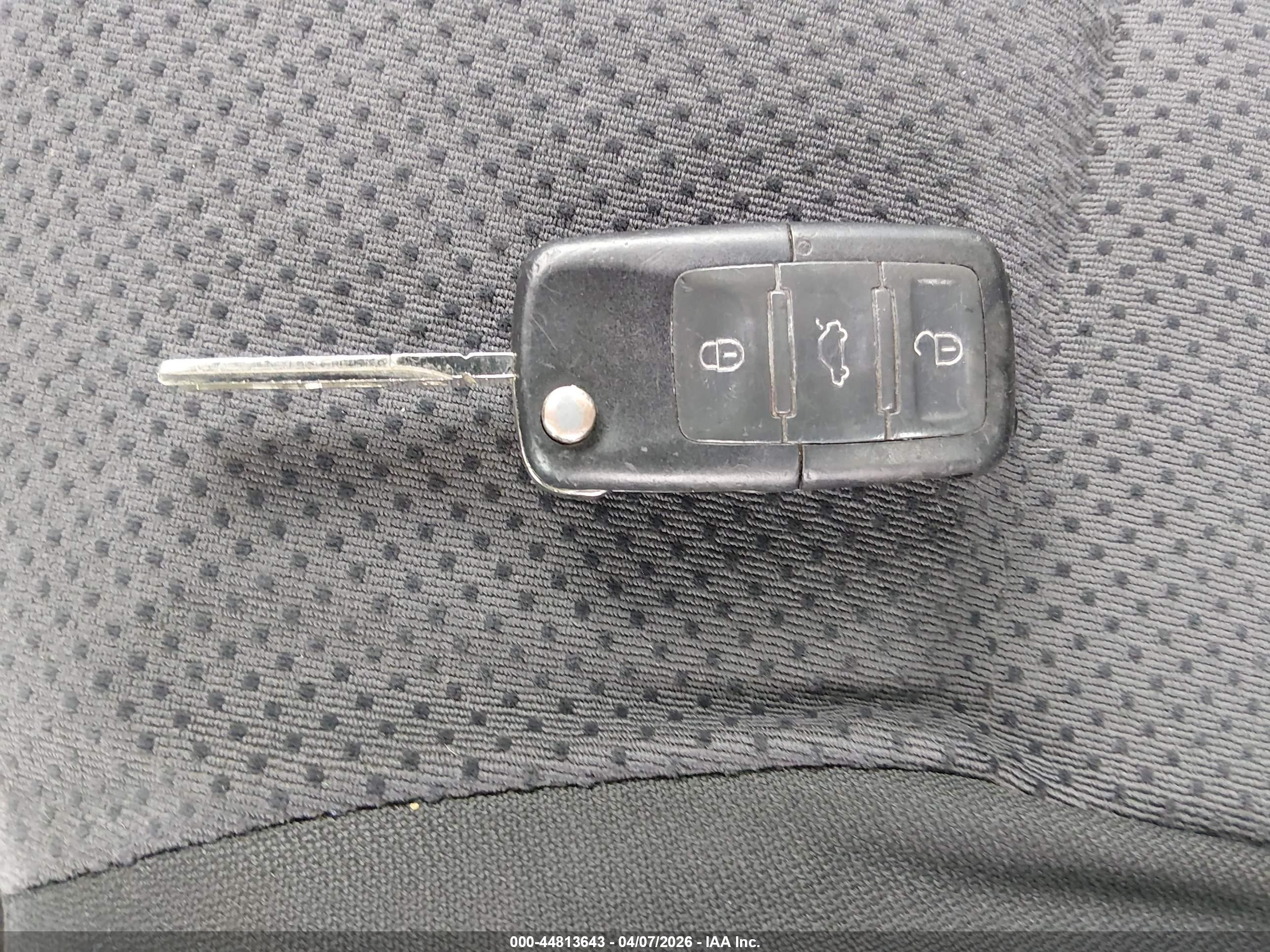 VOLKSWAGEN JETTA image 11