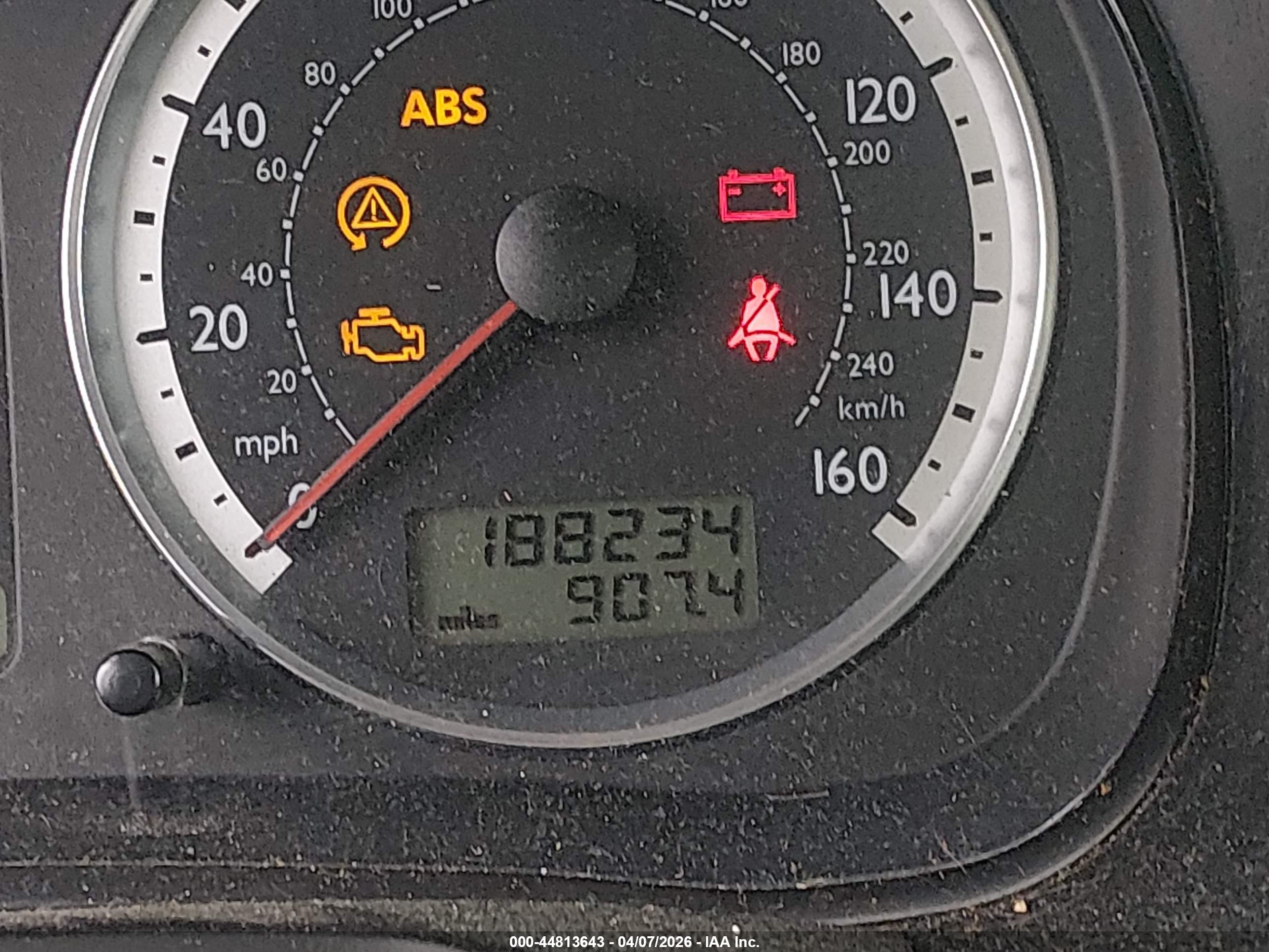 VOLKSWAGEN JETTA image 7