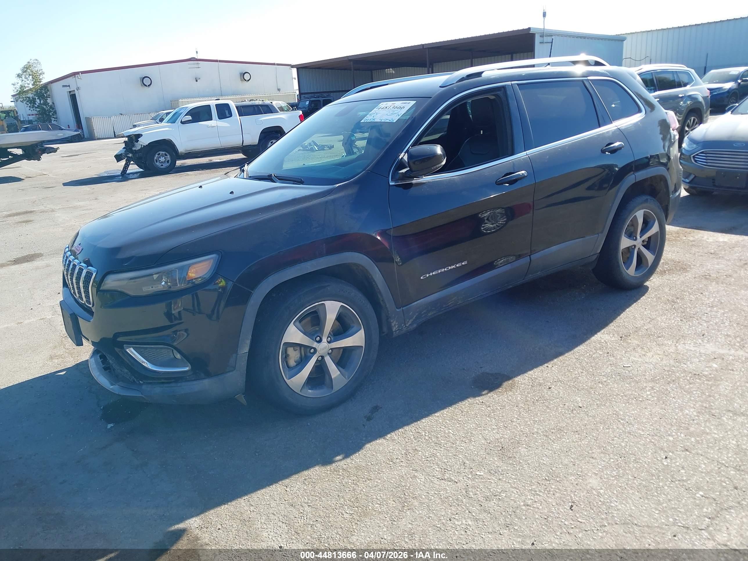 JEEP CHEROKEE image 2