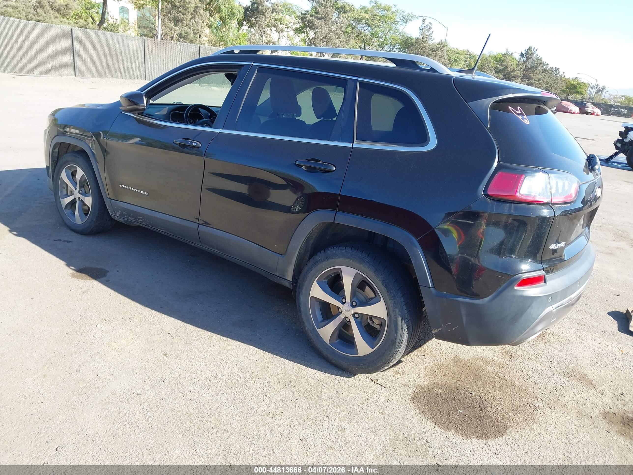 JEEP CHEROKEE image 3