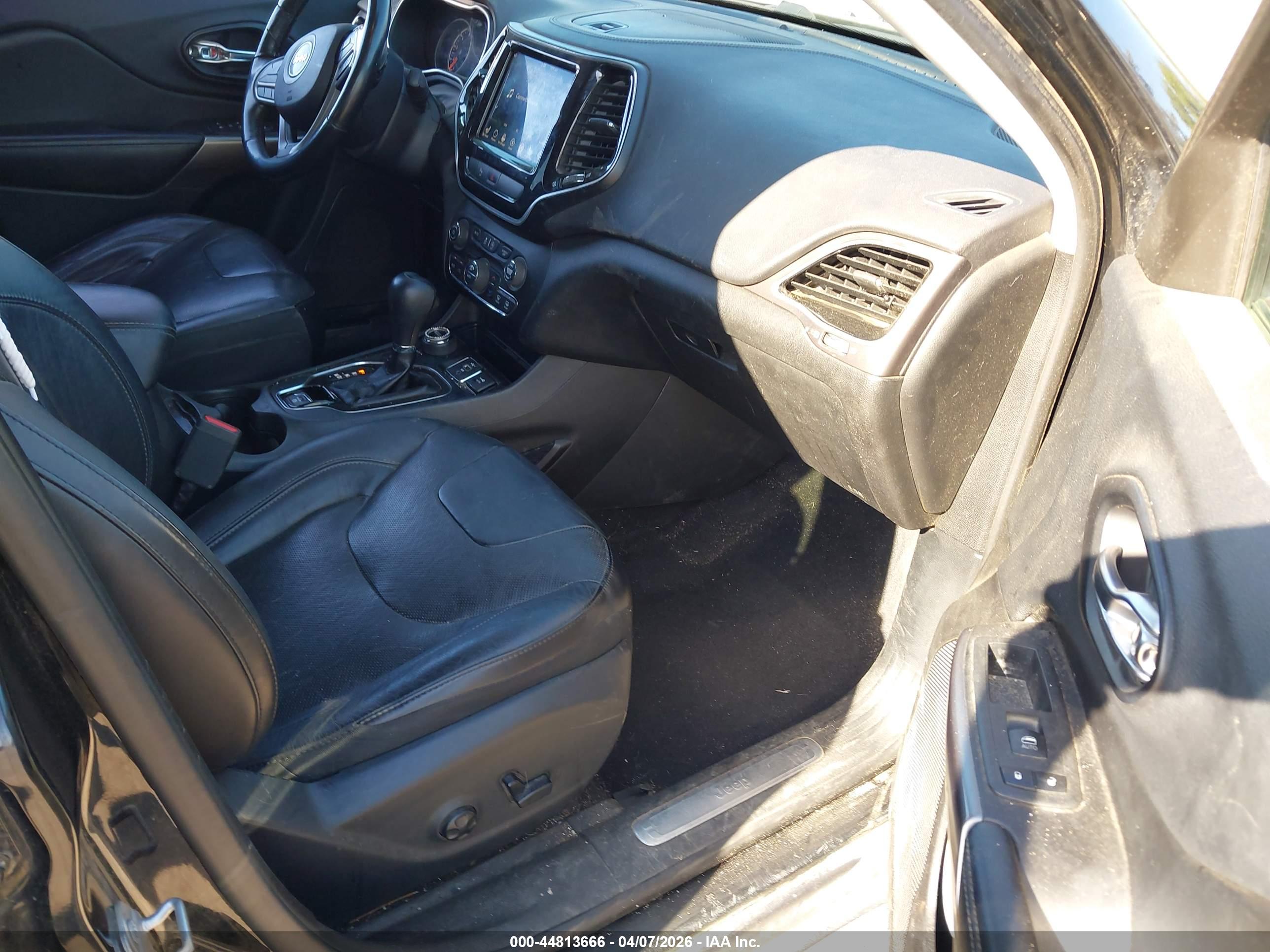 JEEP CHEROKEE image 5