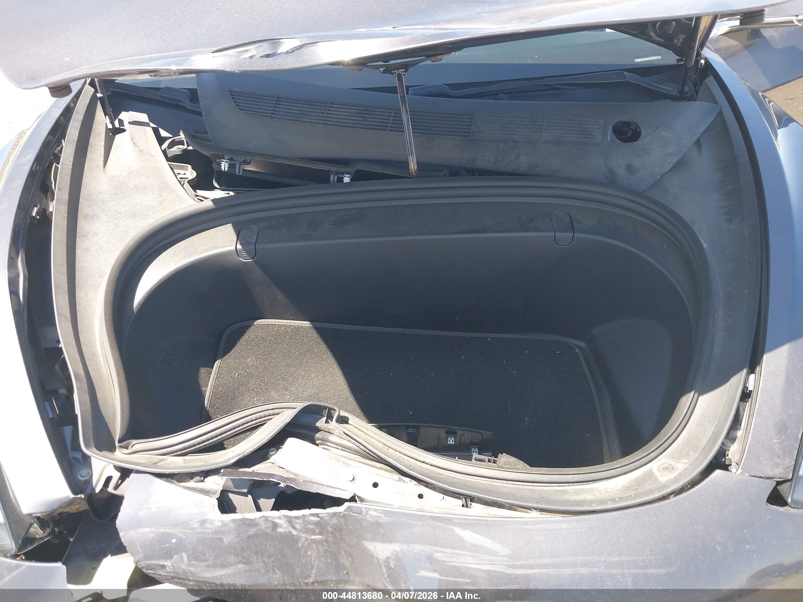 TESLA MODEL image 10