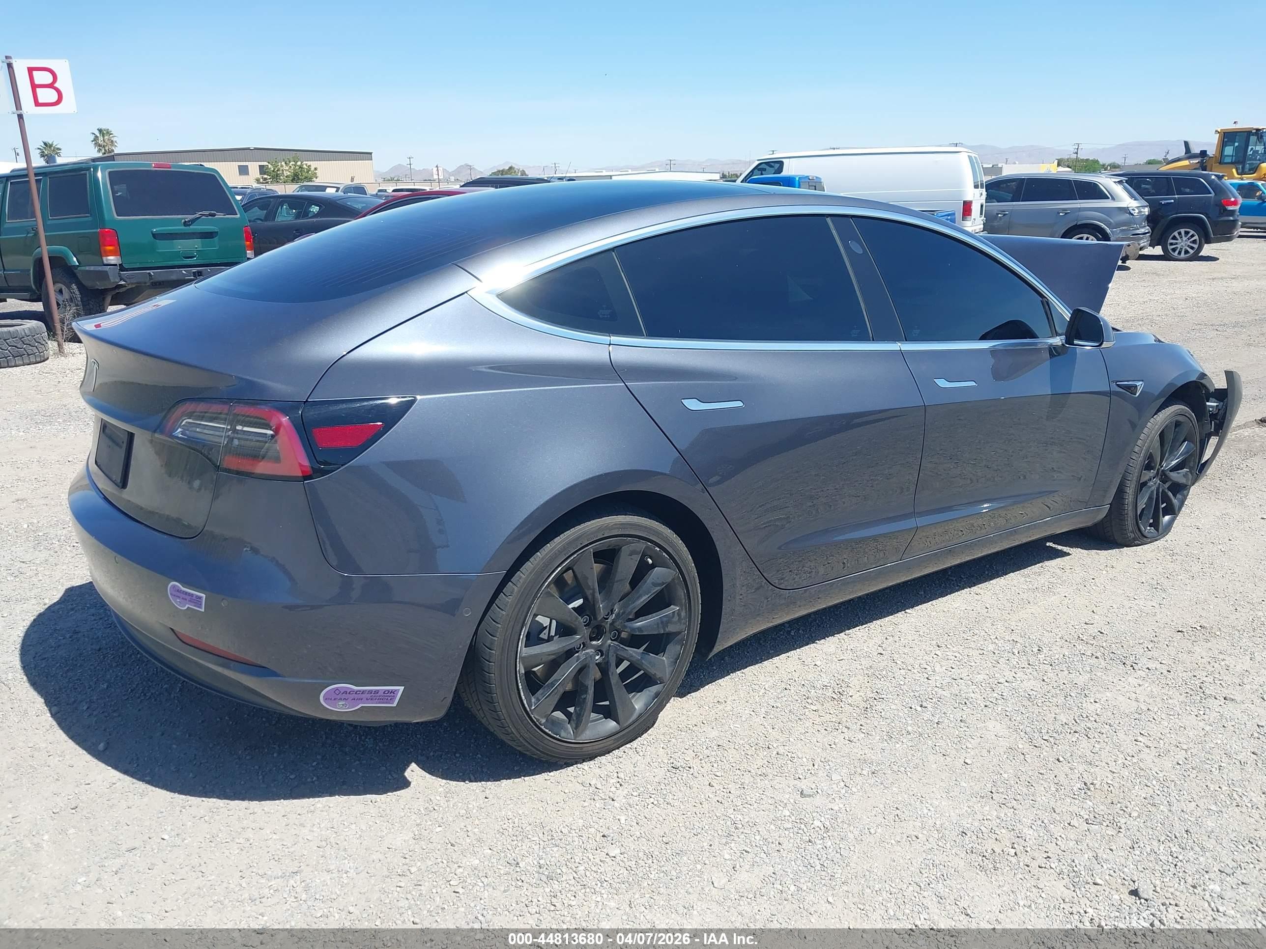 TESLA MODEL image 4