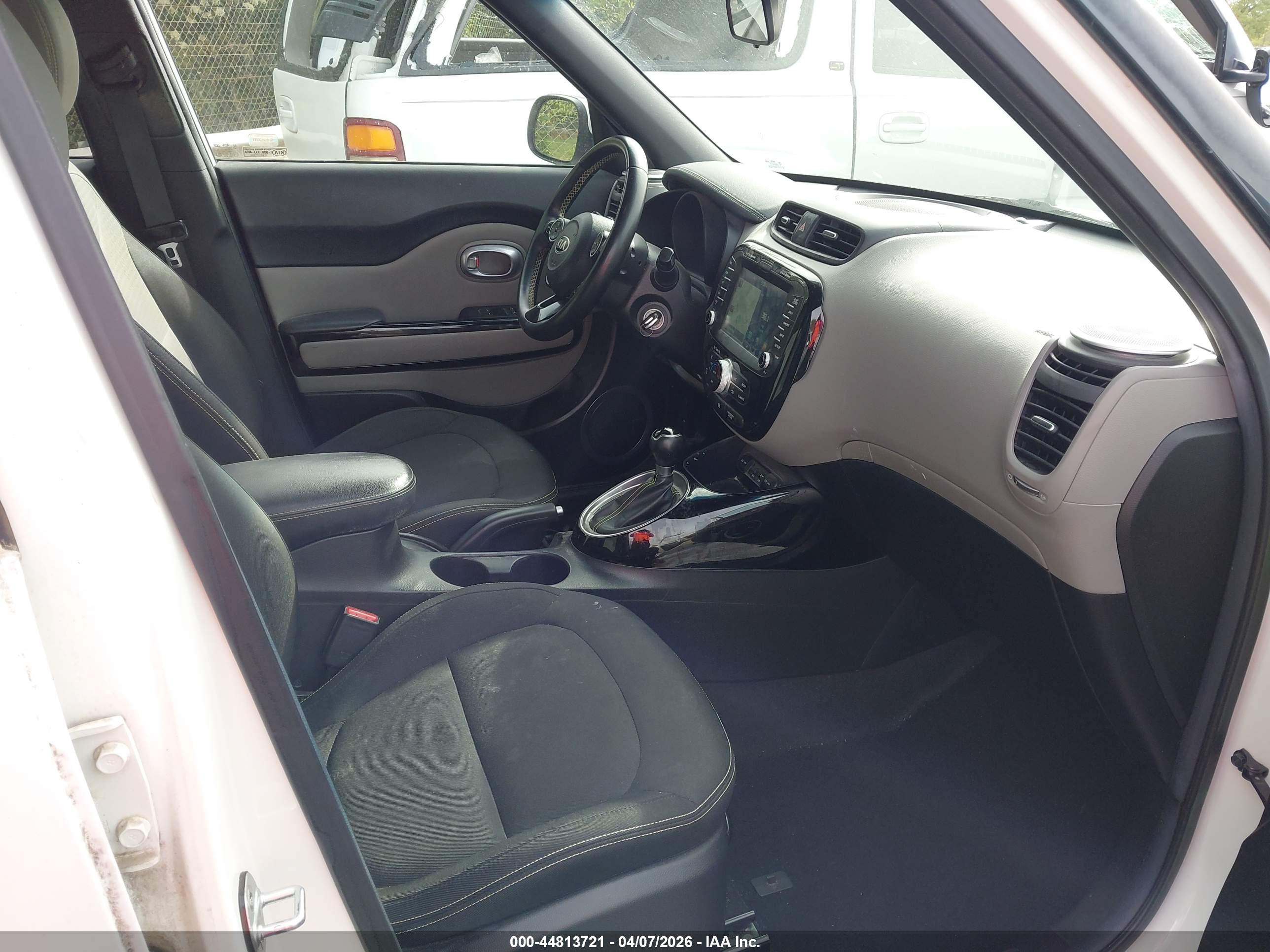KIA SOUL image 5