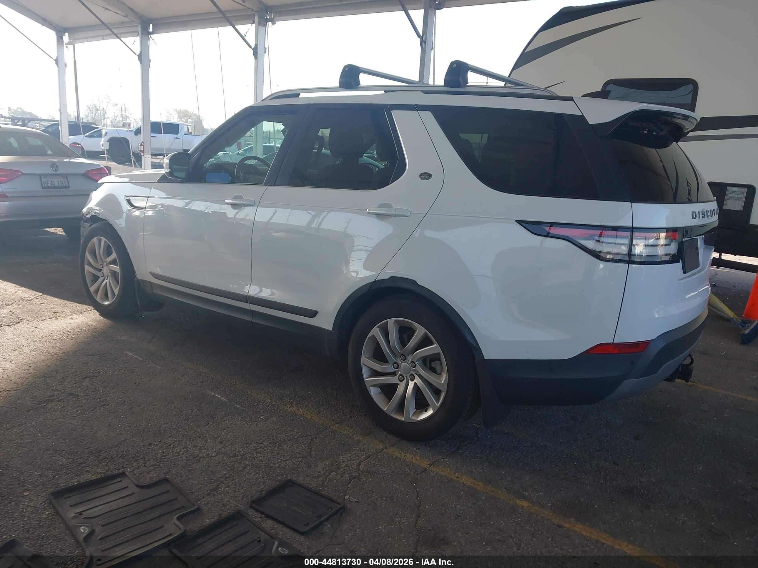LAND ROVER image 3