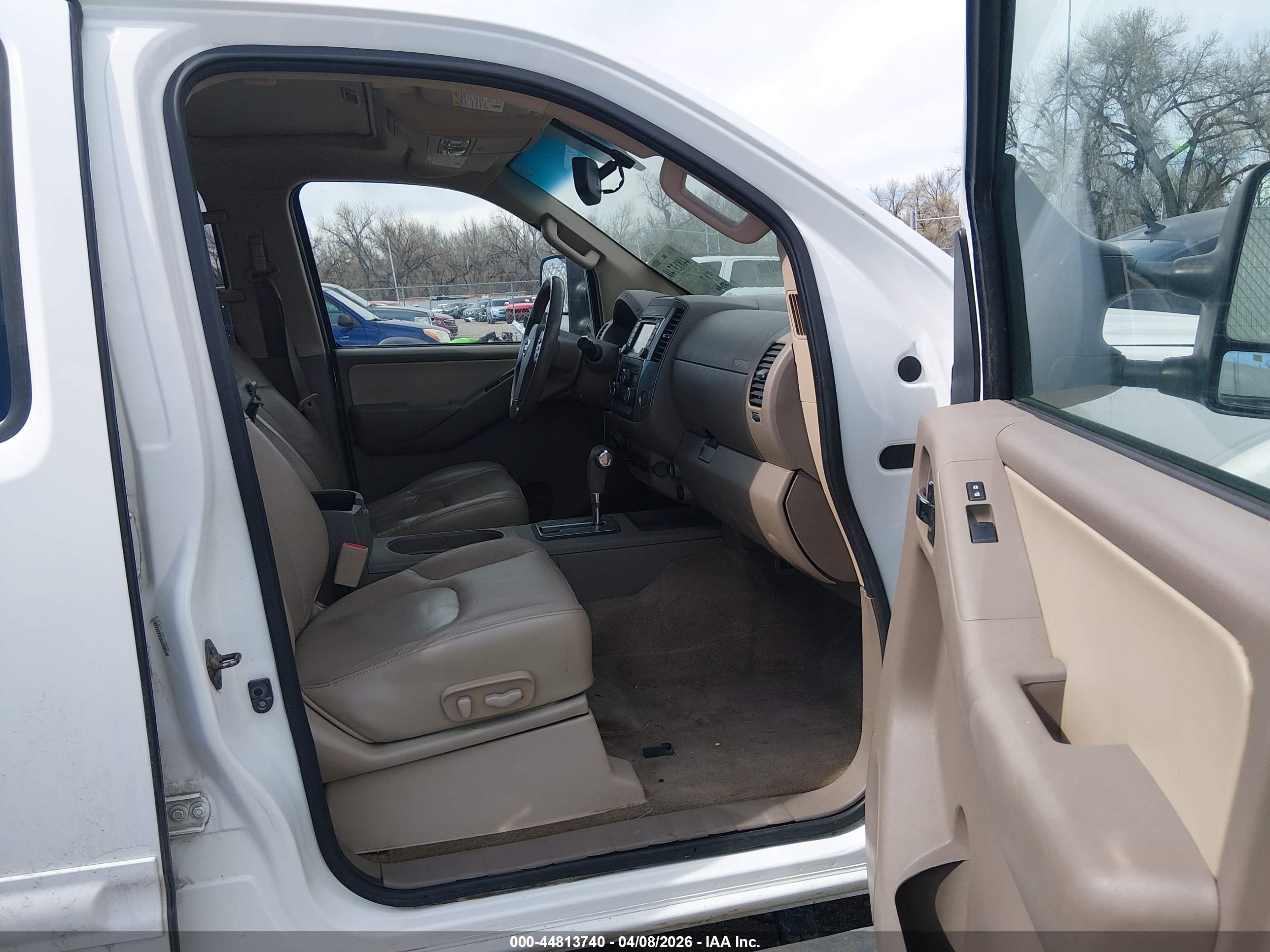 NISSAN FRONTIER image 5