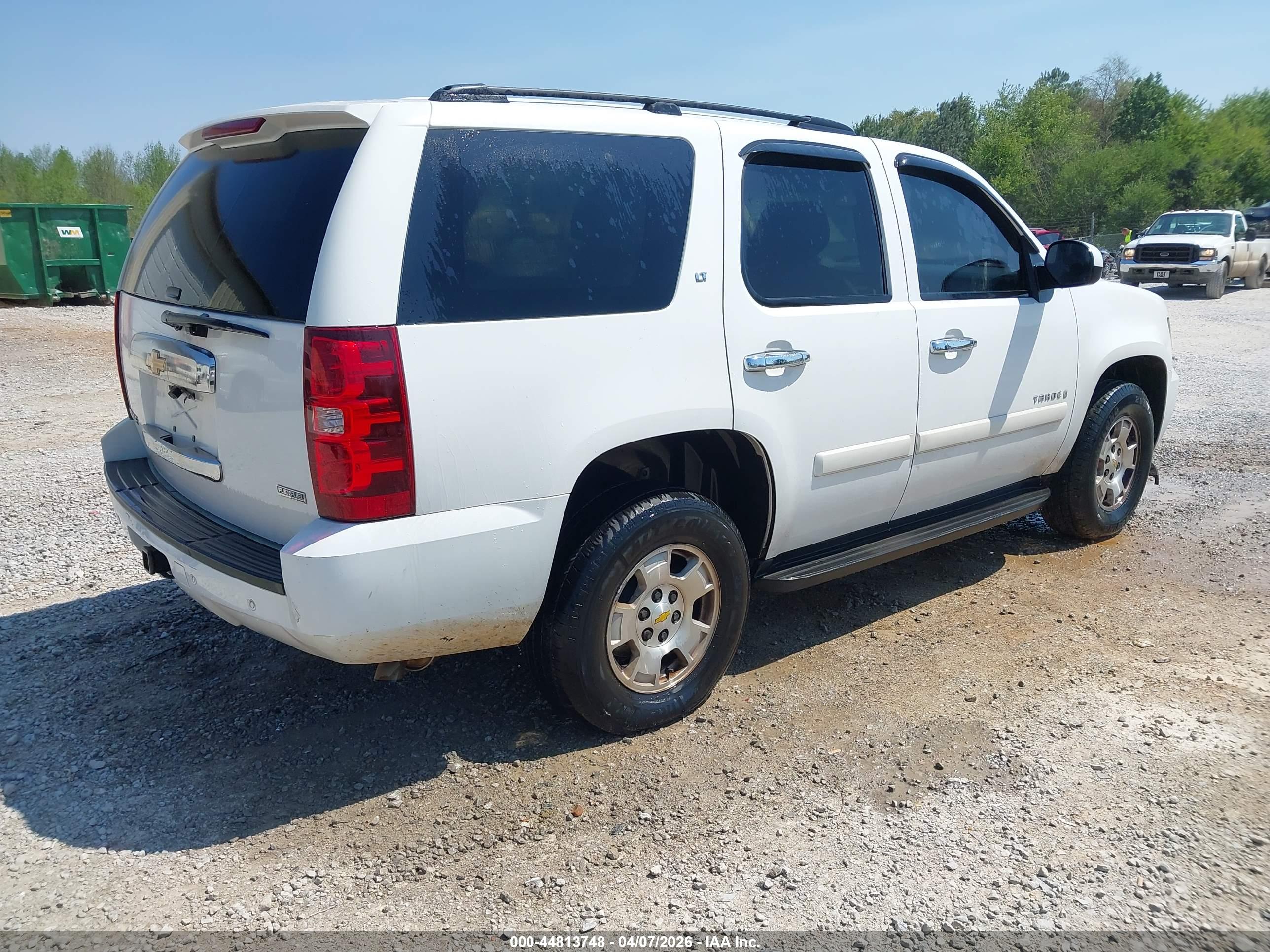 CHEVROLET TAHOE image 4