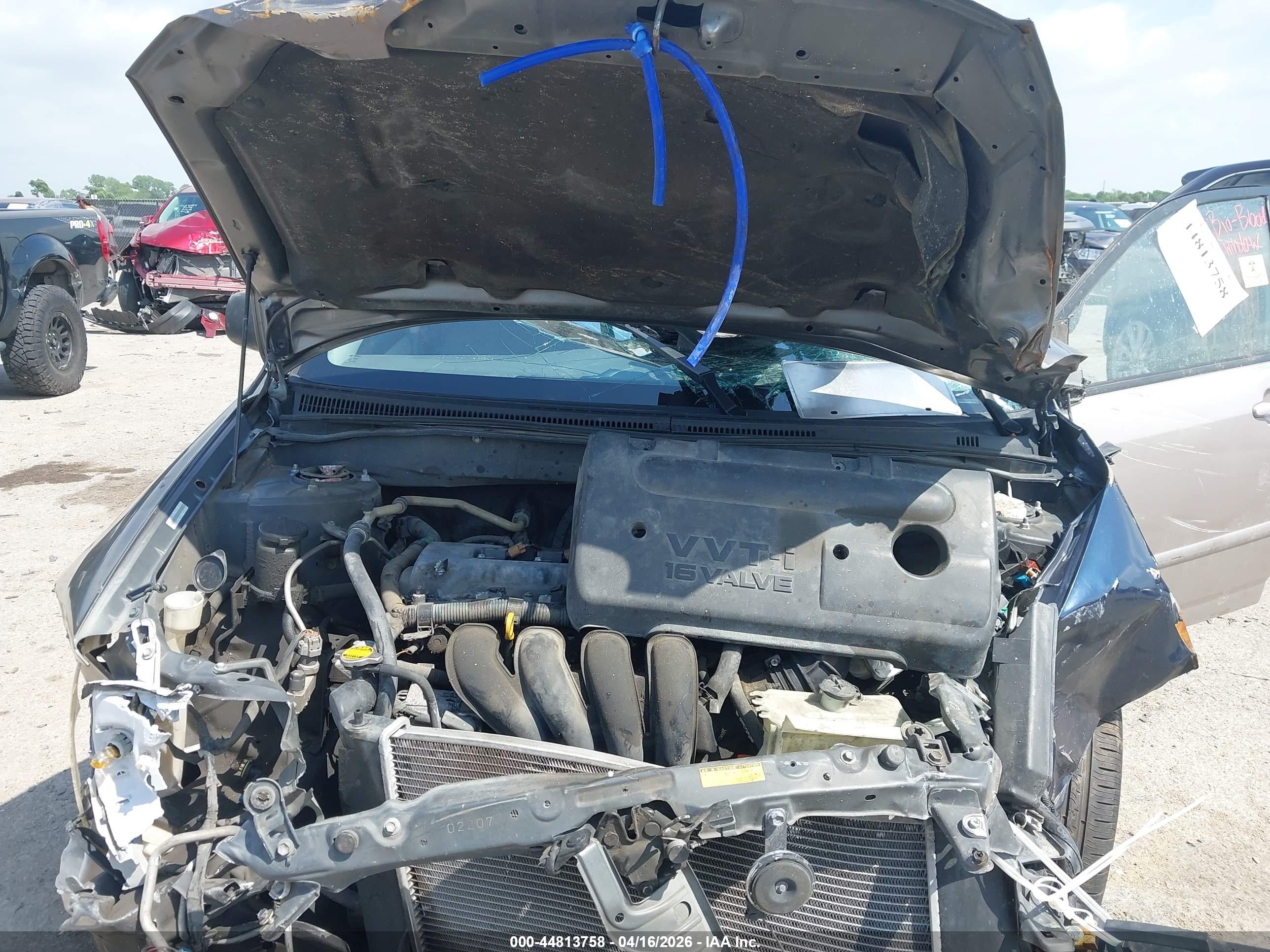 TOYOTA COROLLA image 10