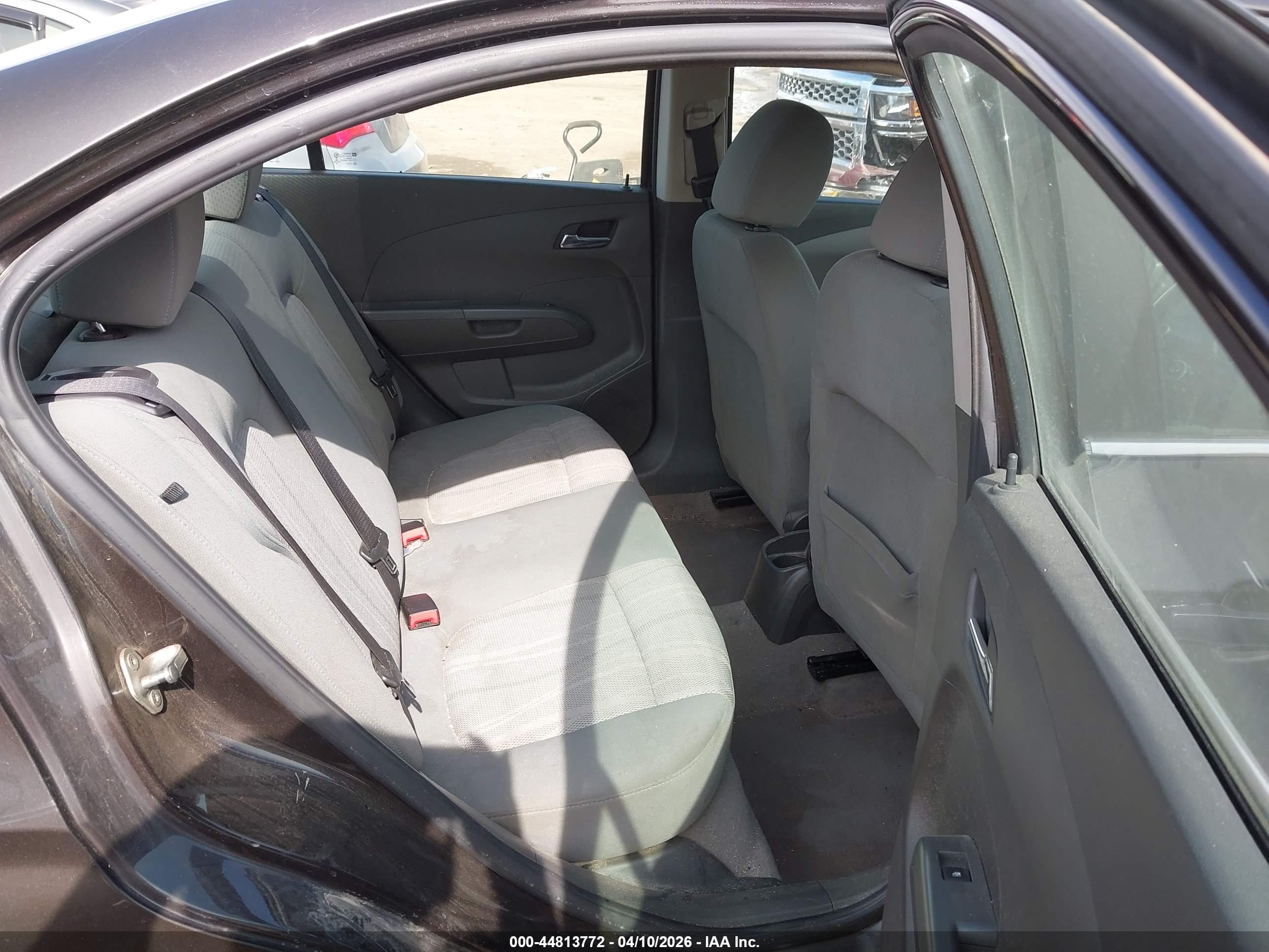 CHEVROLET SONIC image 8