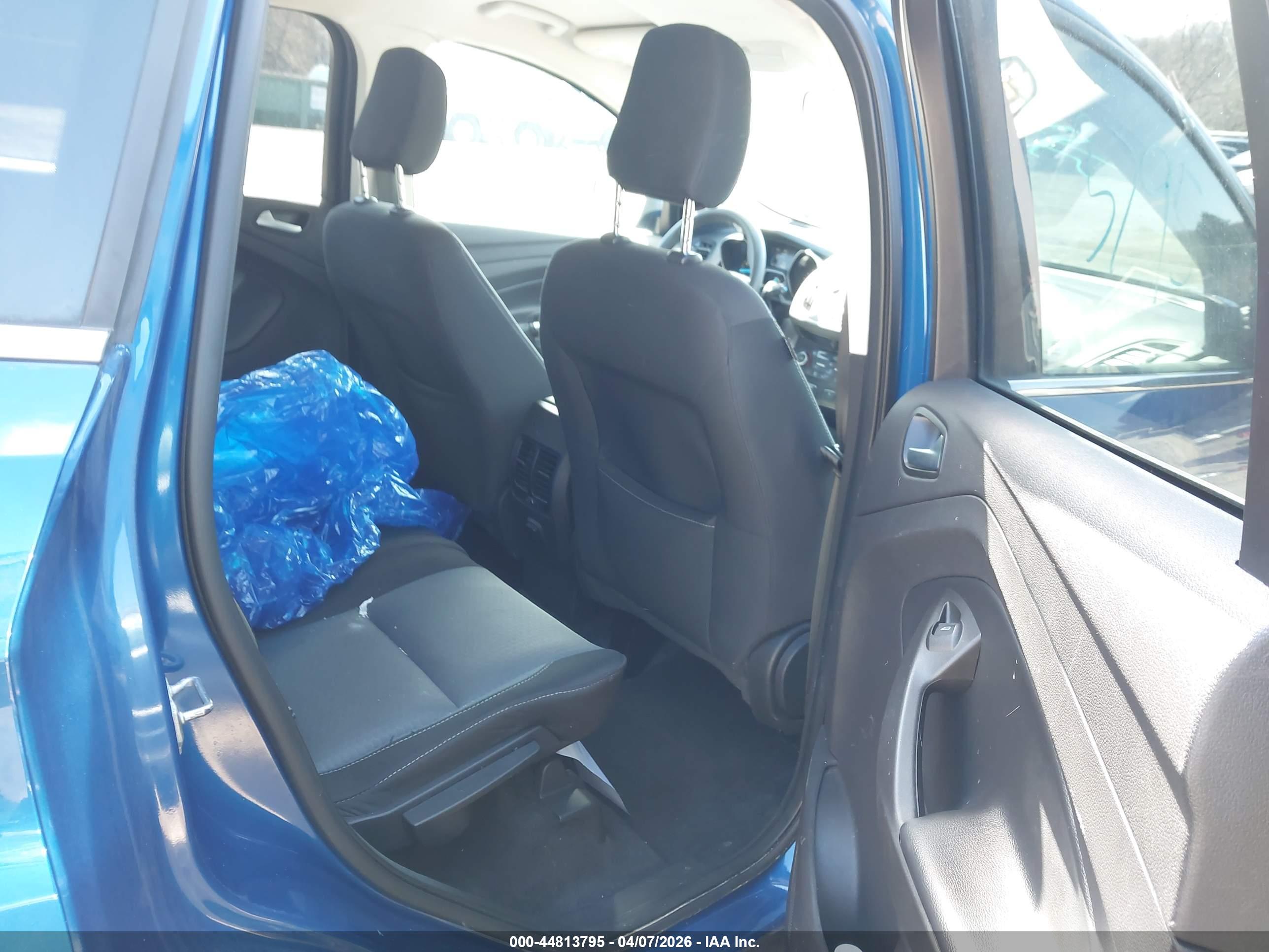 FORD ESCAPE image 8
