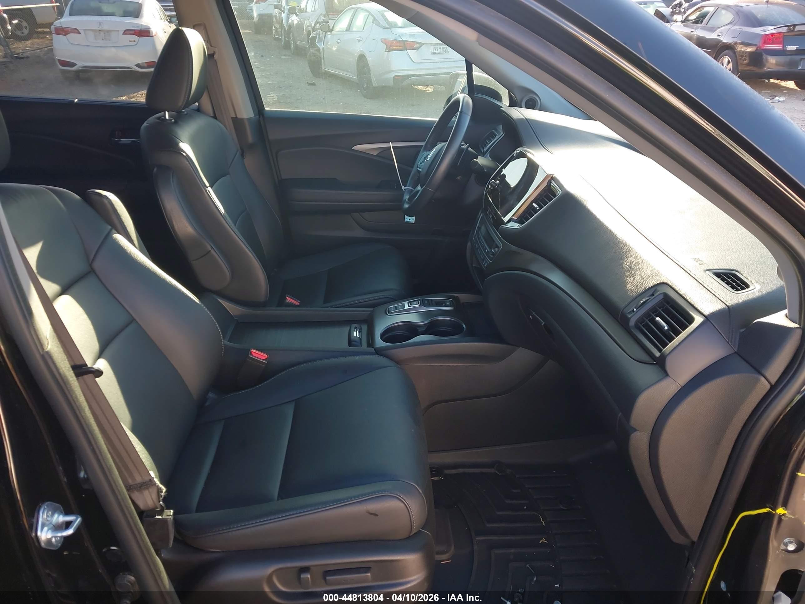 HONDA PILOT image 5