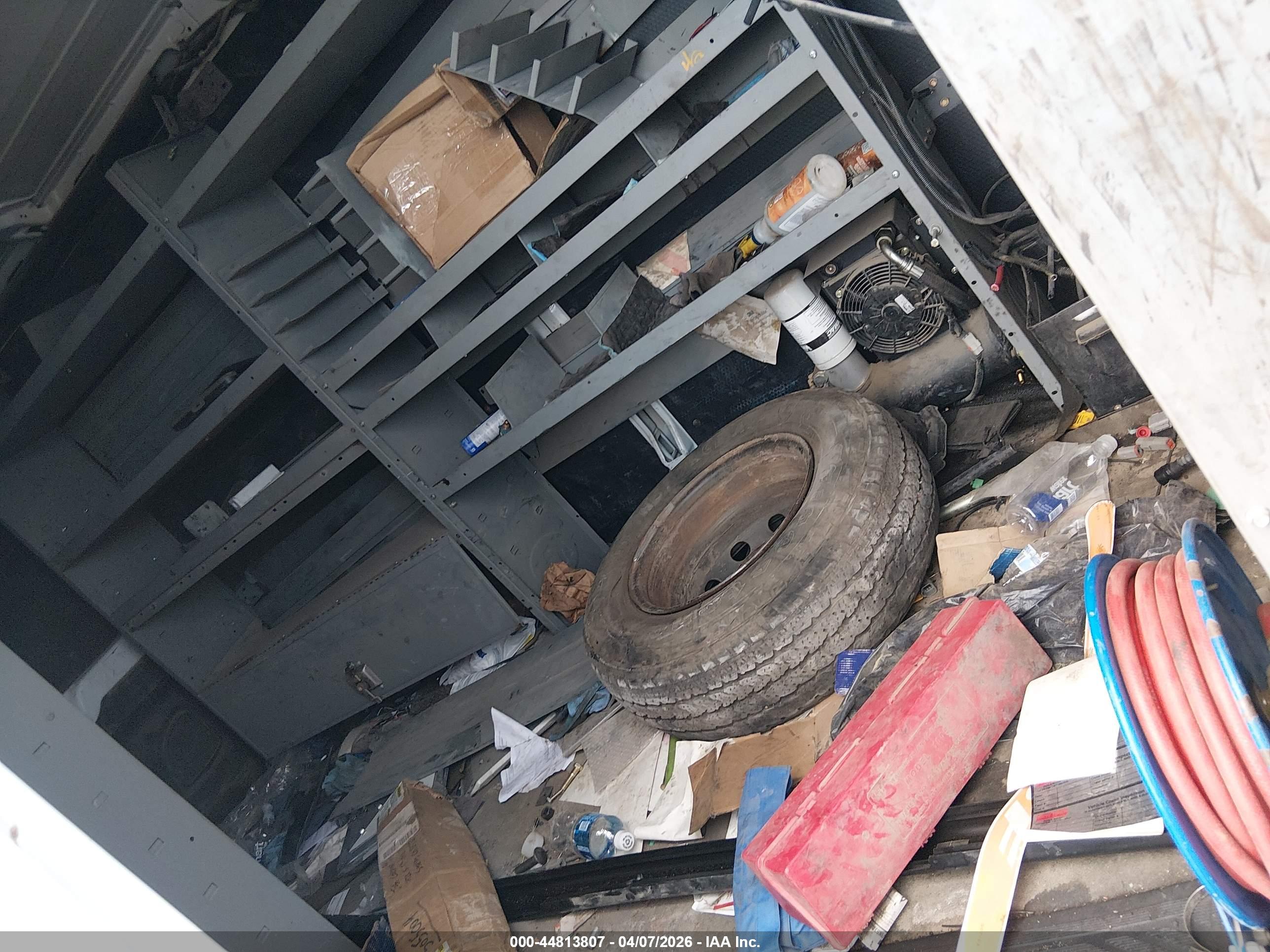 FORD TRANSIT-350 image 8