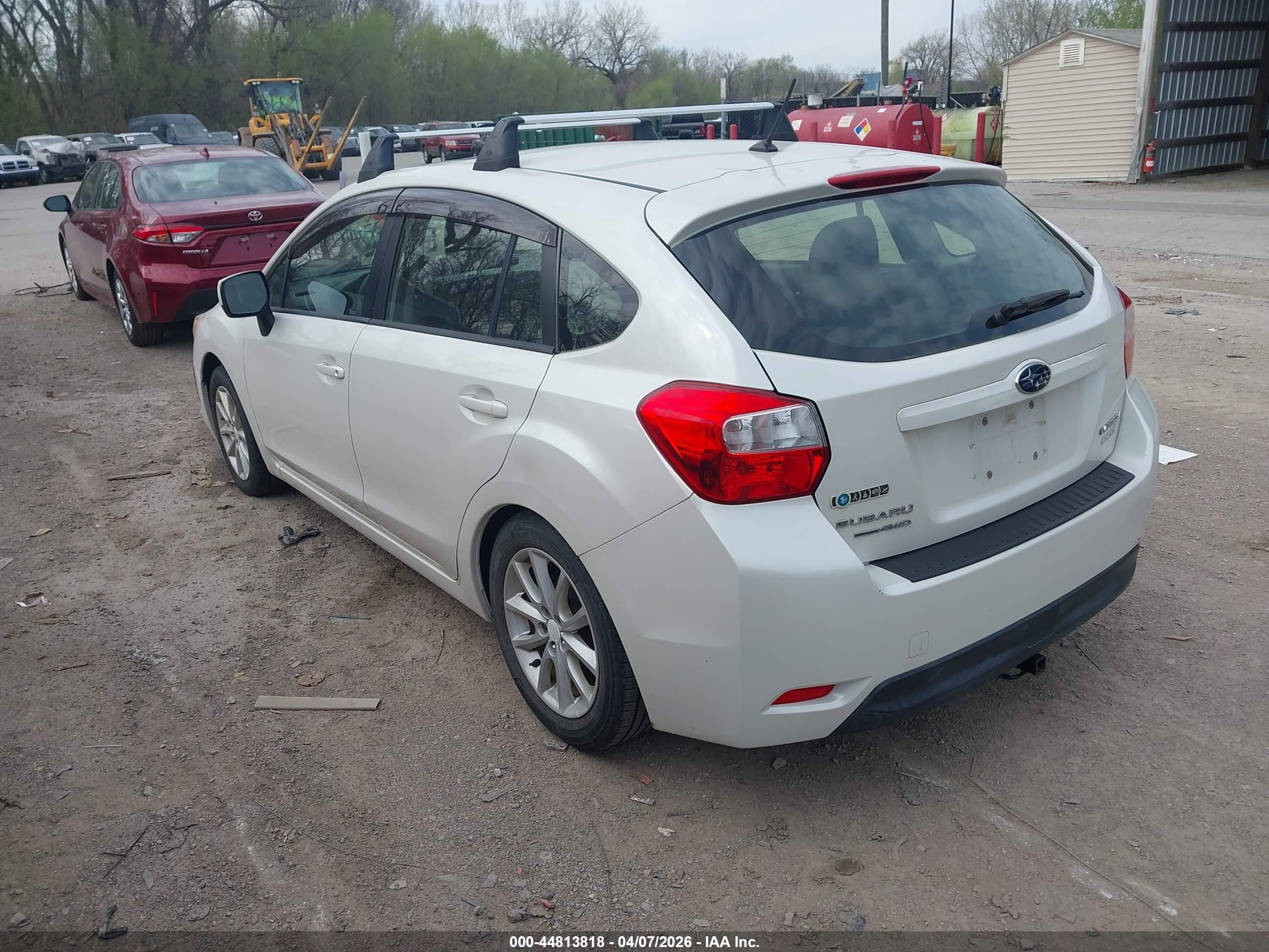 SUBARU IMPREZA image 3