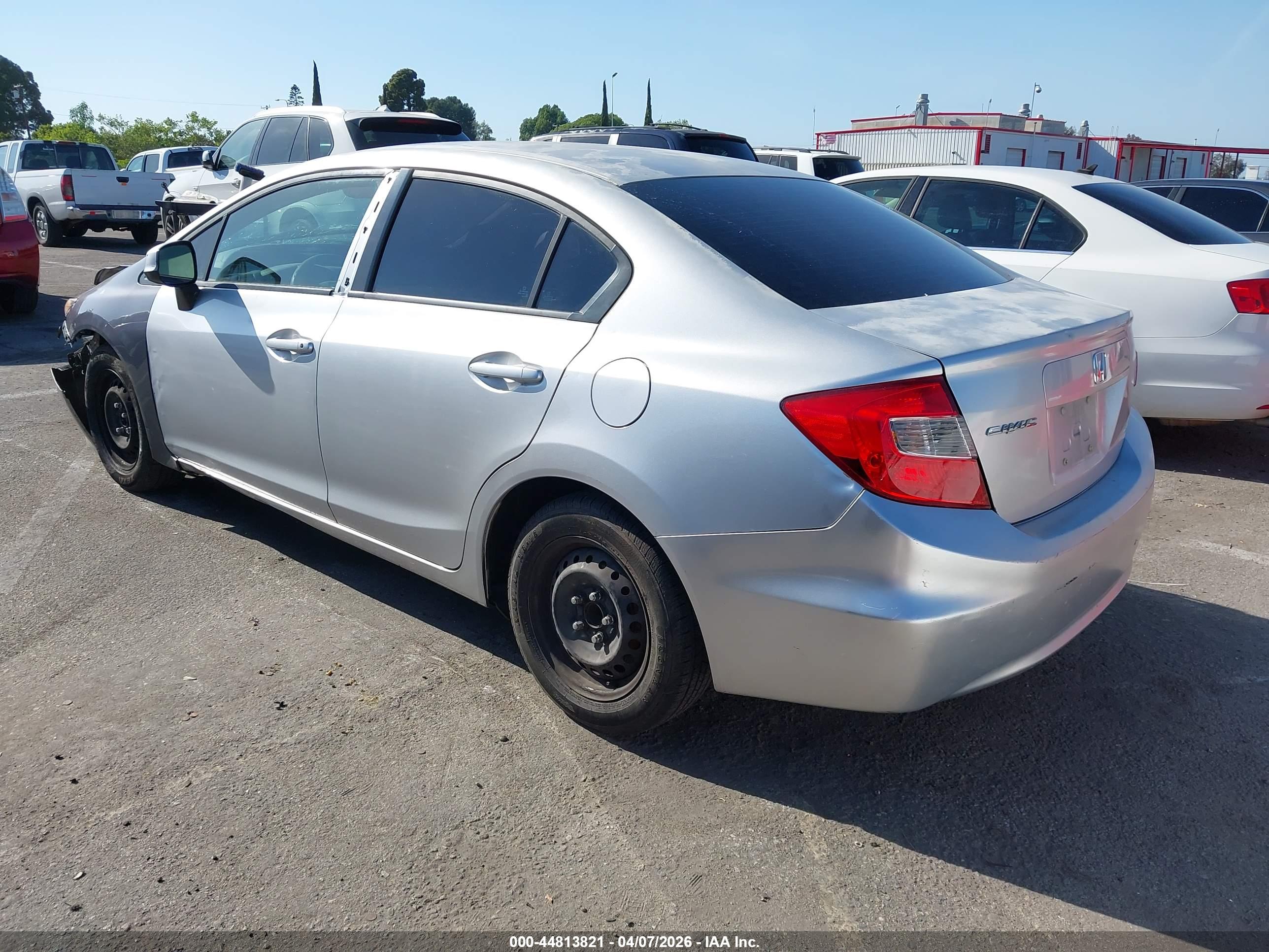 HONDA CIVIC image 3