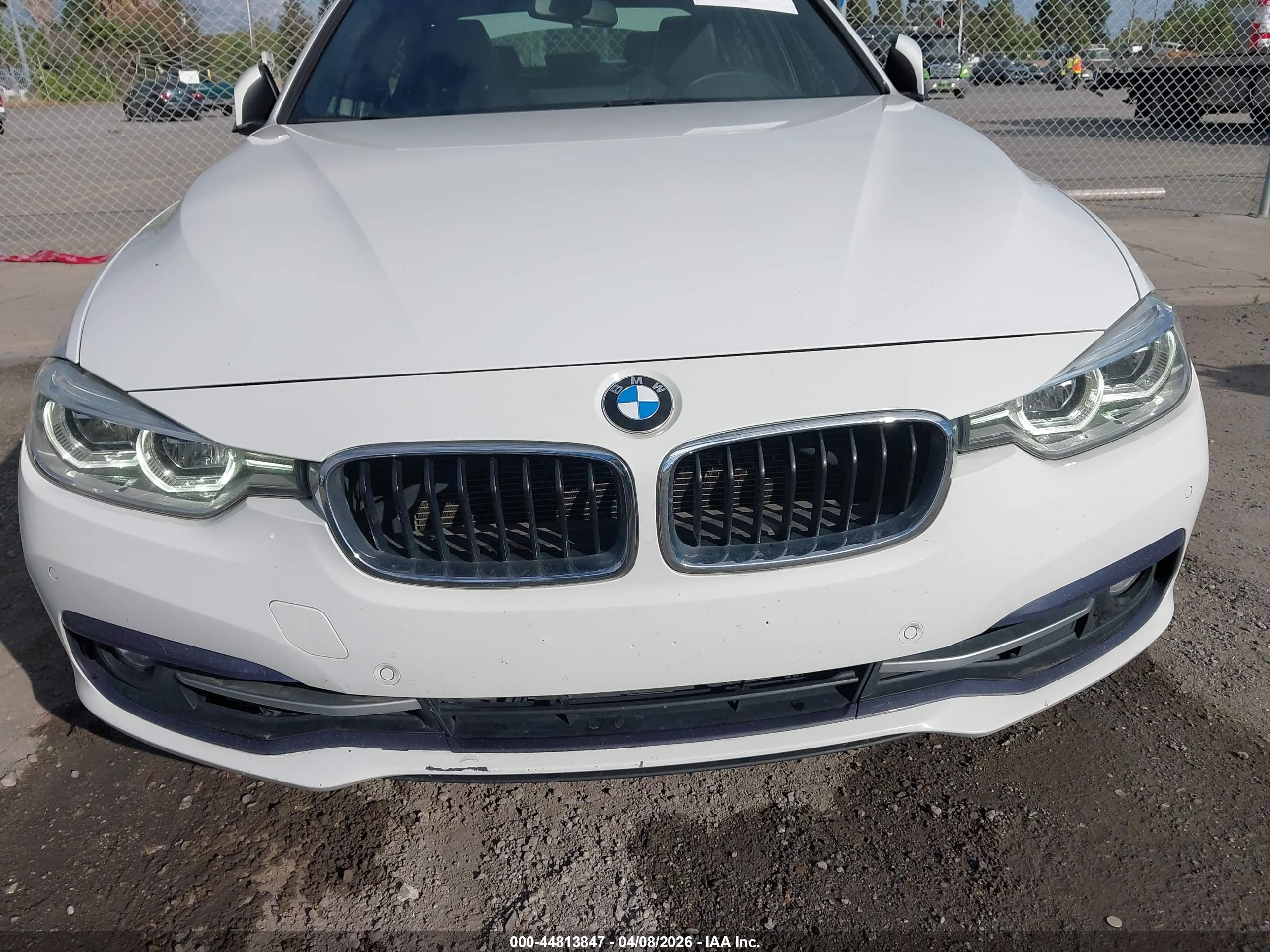 BMW 328I image 6