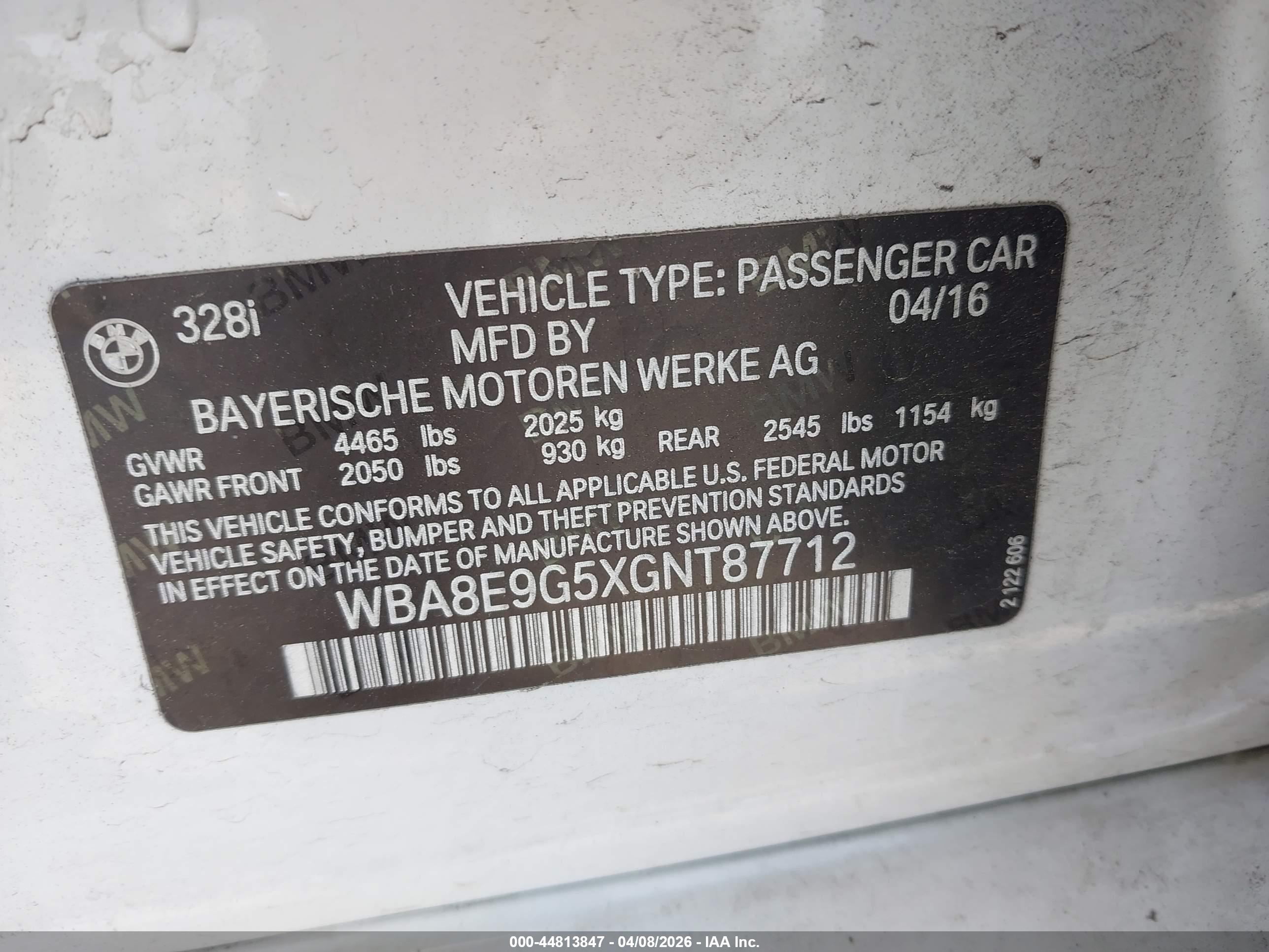 BMW 328I image 9