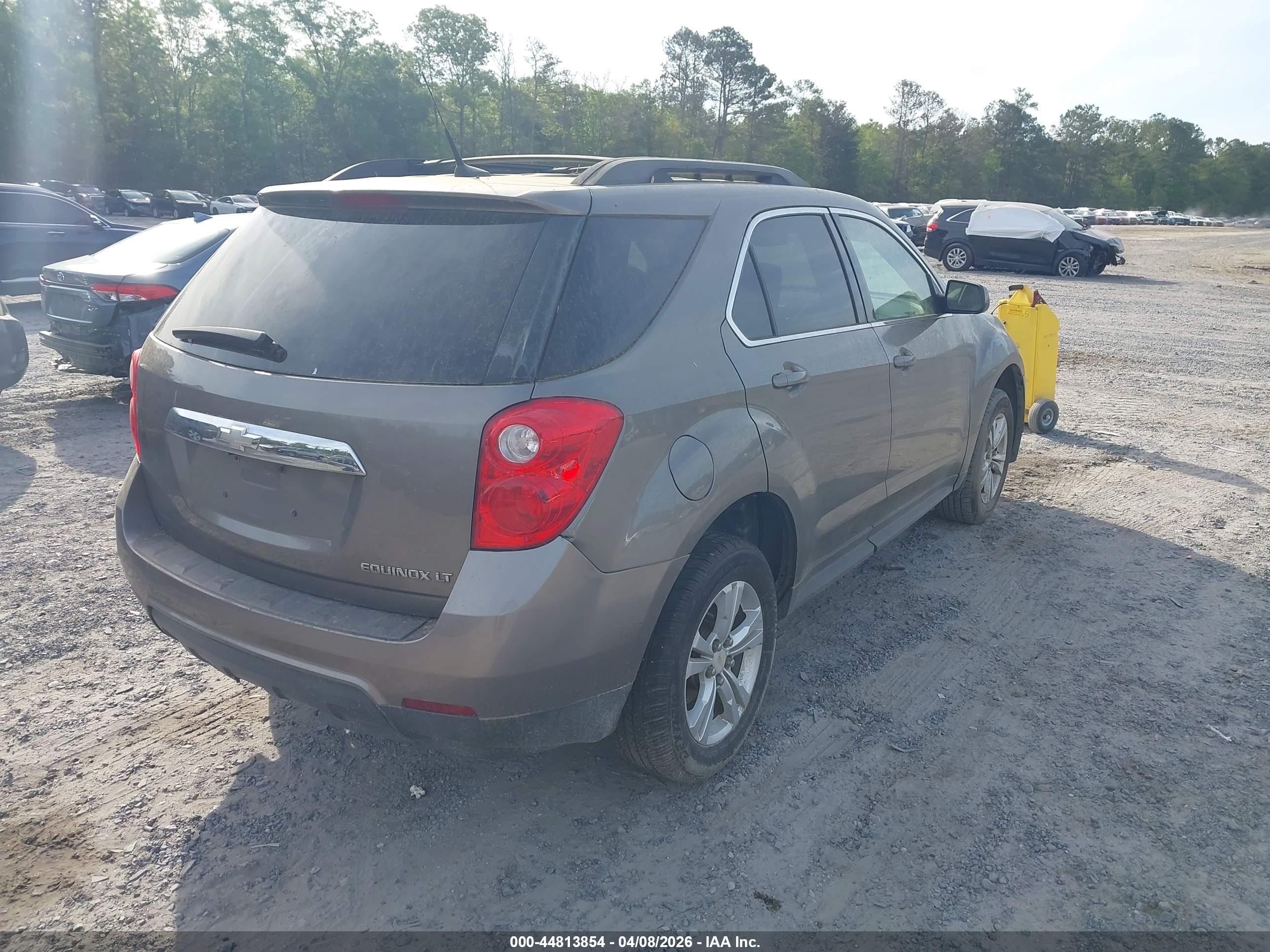CHEVROLET EQUINOX image 4