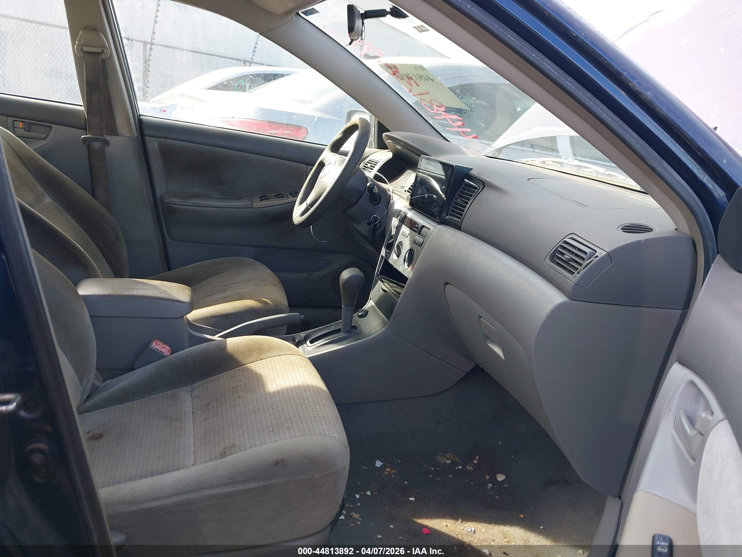 TOYOTA COROLLA image 5