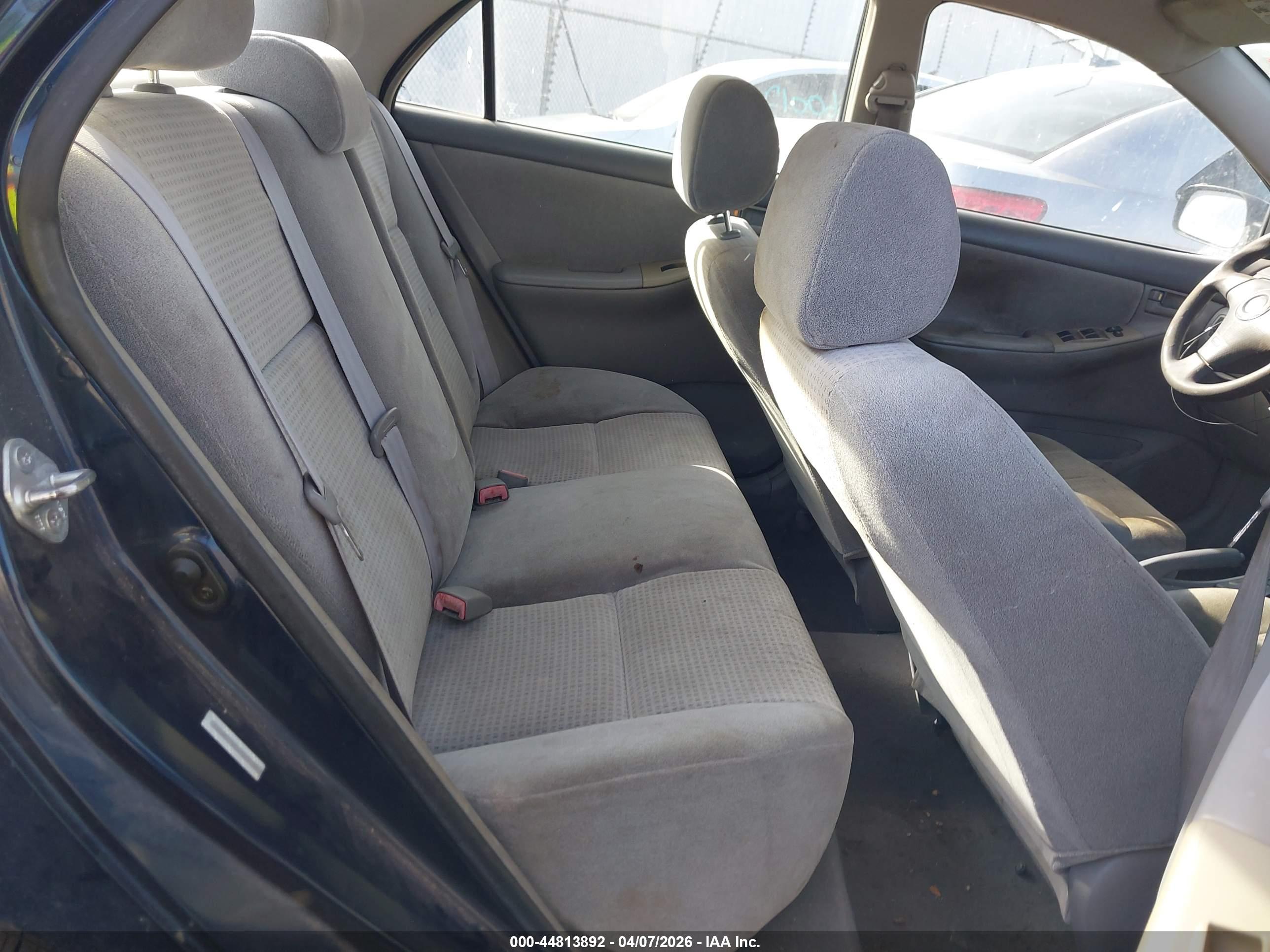 TOYOTA COROLLA image 8