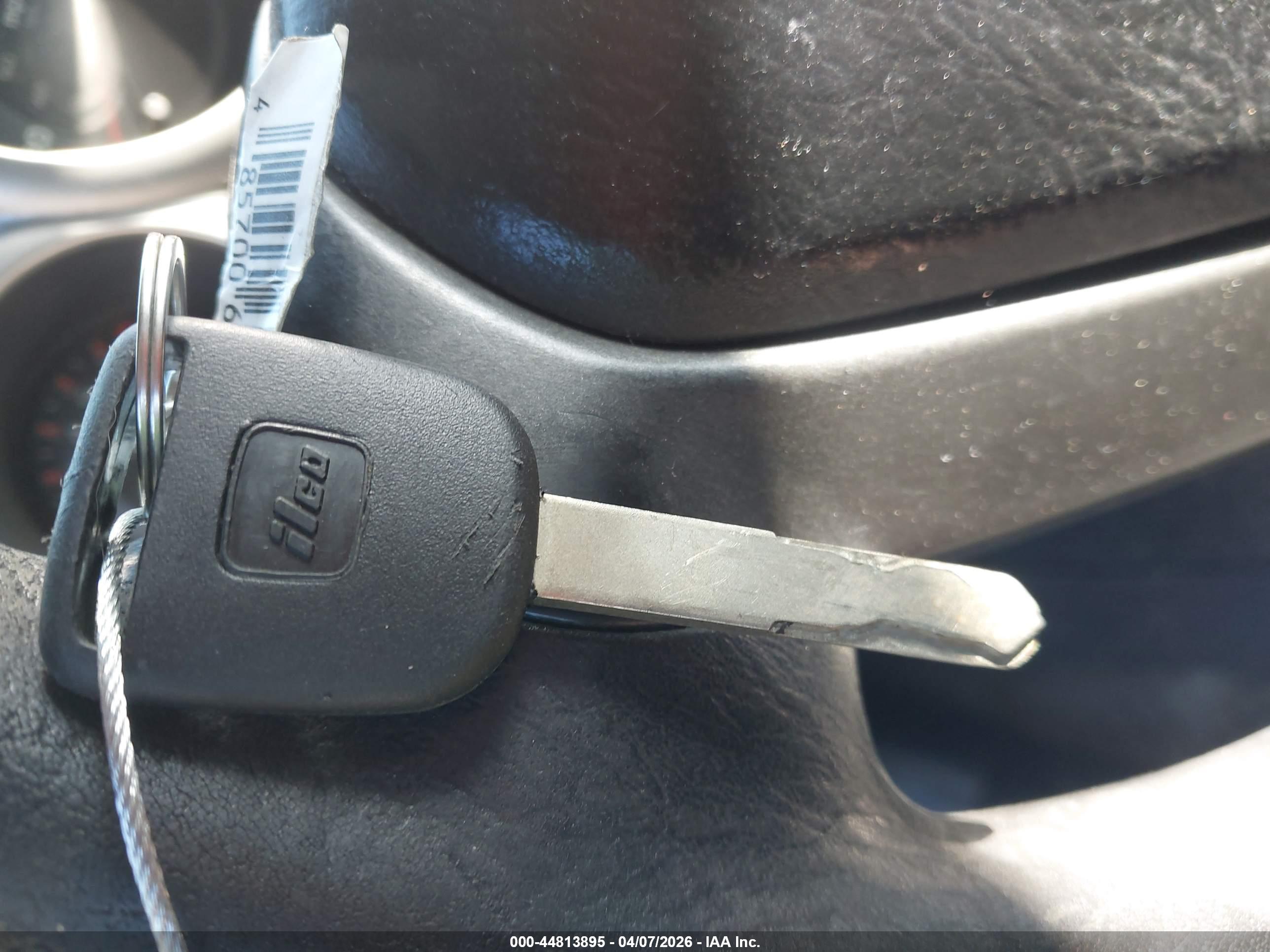 HONDA ELEMENT image 11