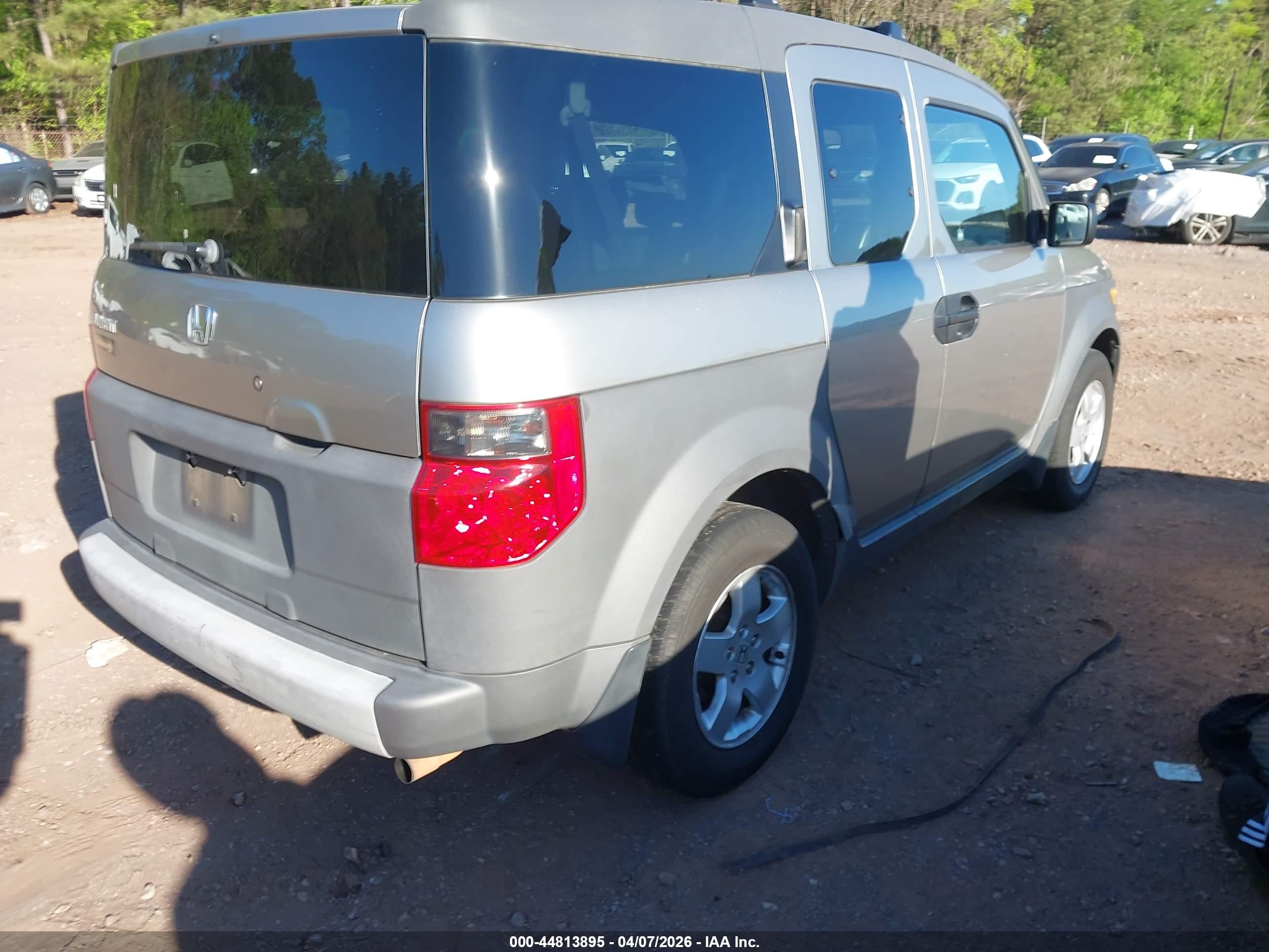 HONDA ELEMENT image 4