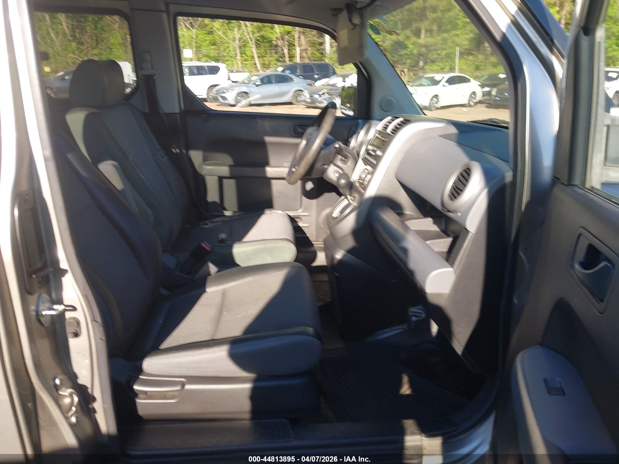 HONDA ELEMENT image 5