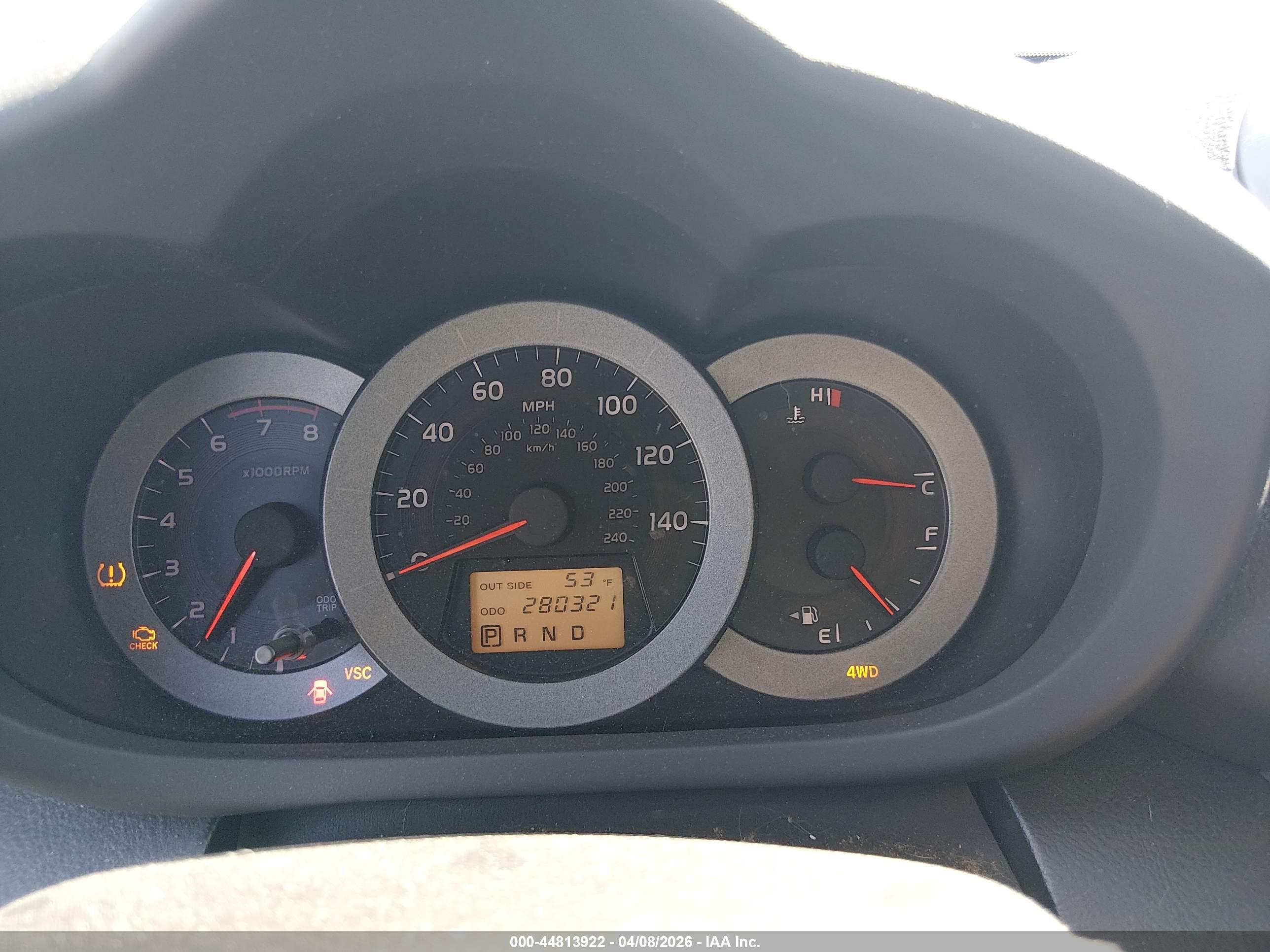 TOYOTA RAV4 image 7