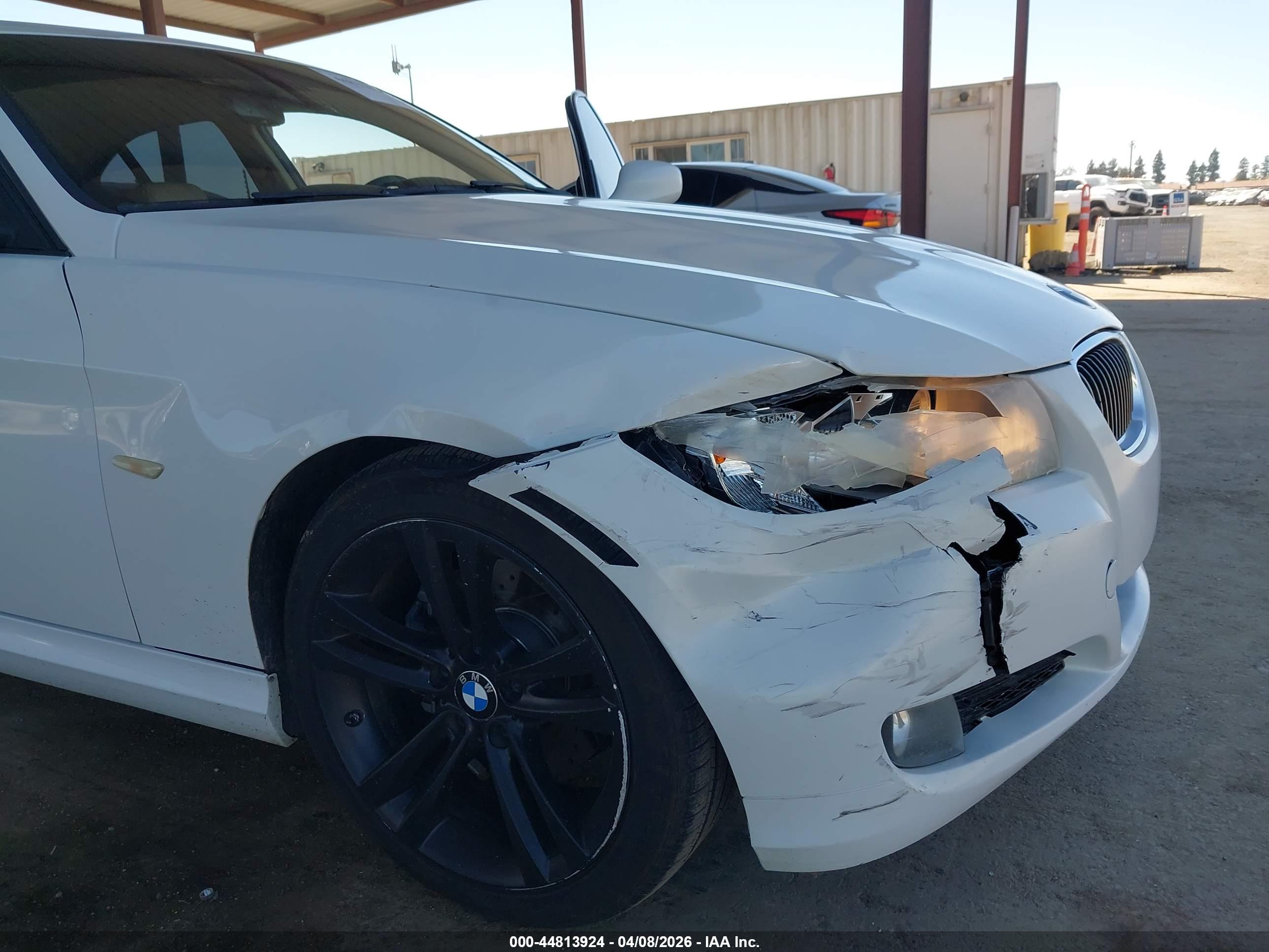 BMW 328I image 6