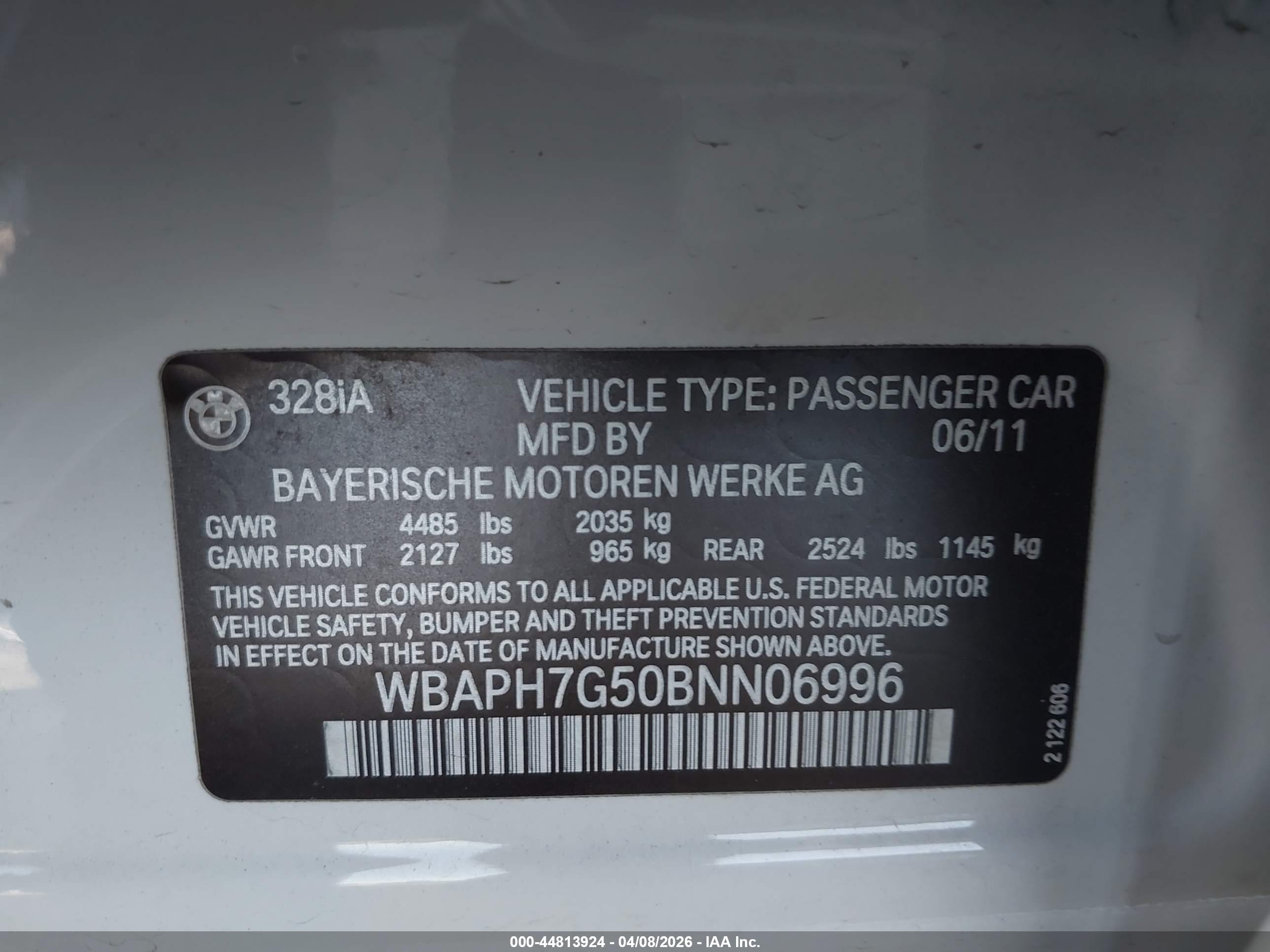BMW 328I image 9