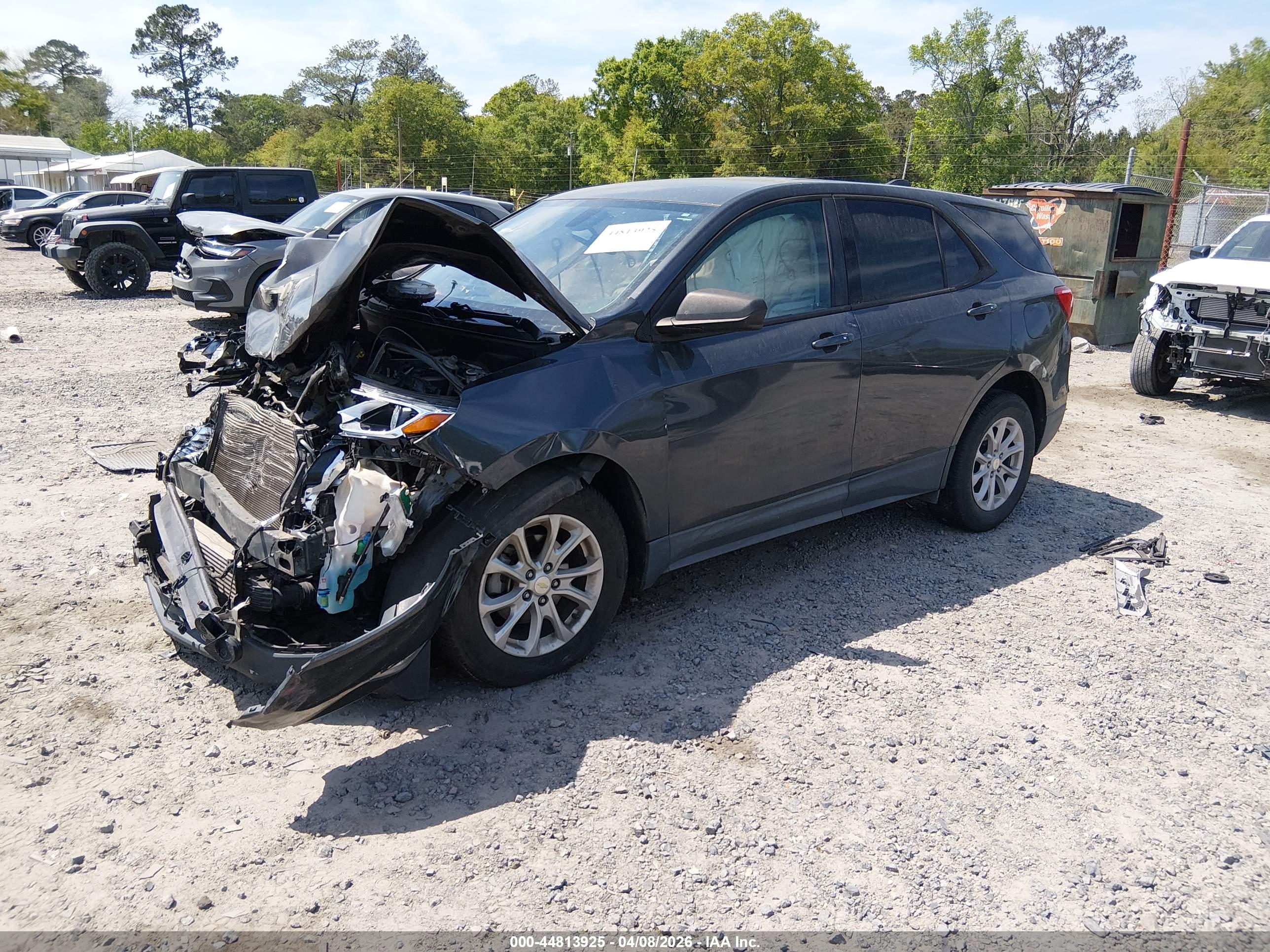 CHEVROLET EQUINOX image 2