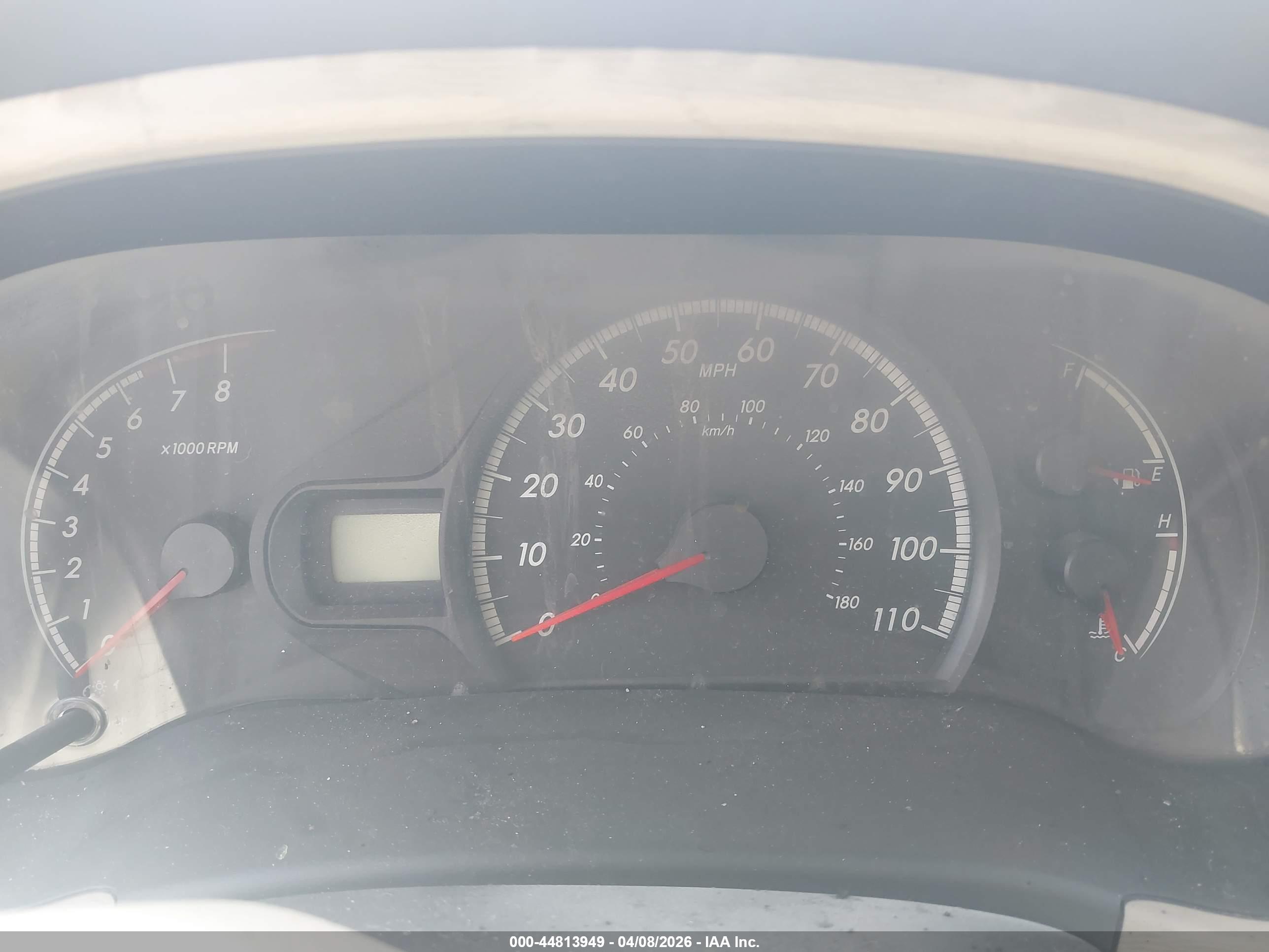 TOYOTA SIENNA image 7
