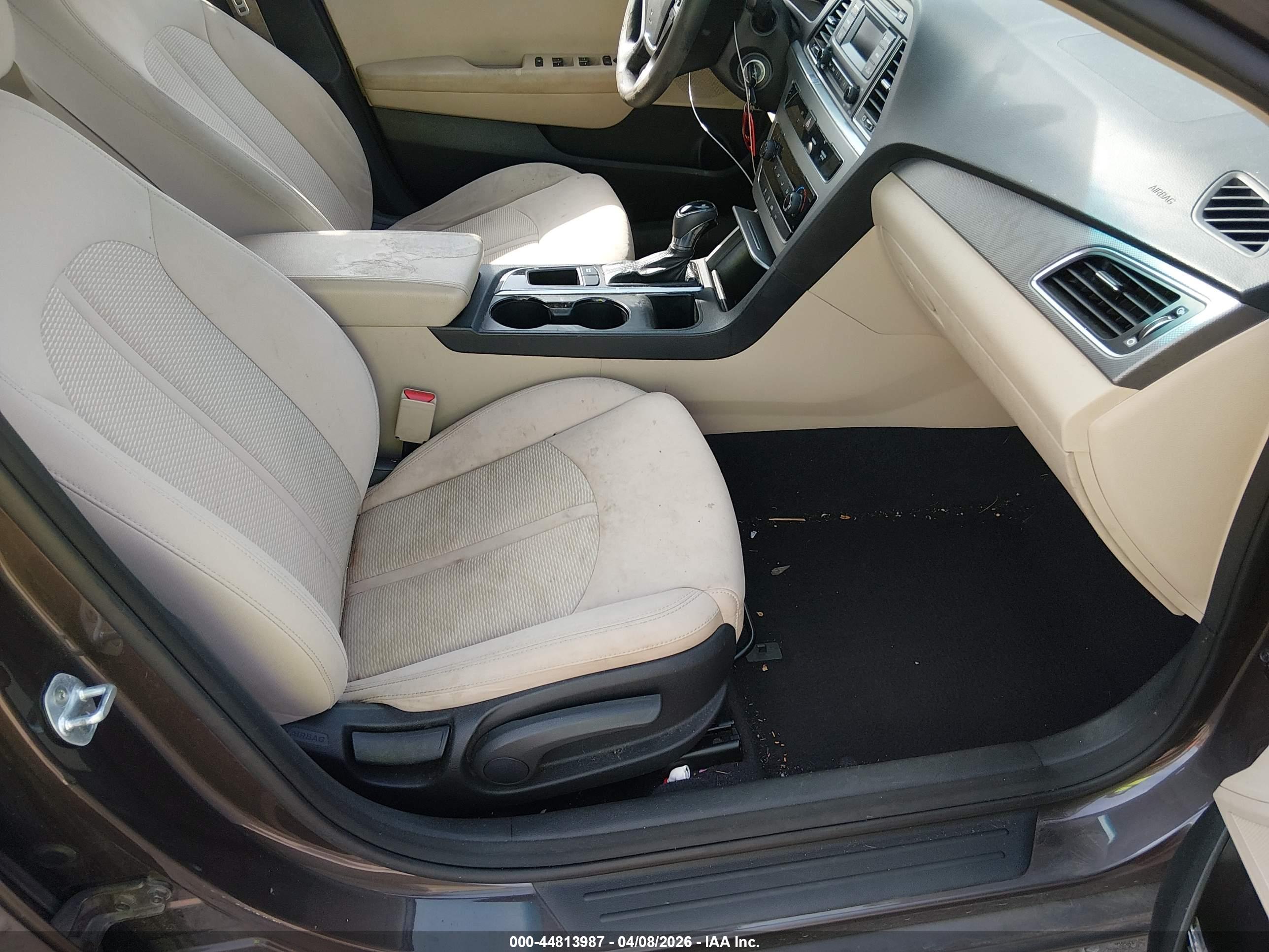 HYUNDAI SONATA image 5