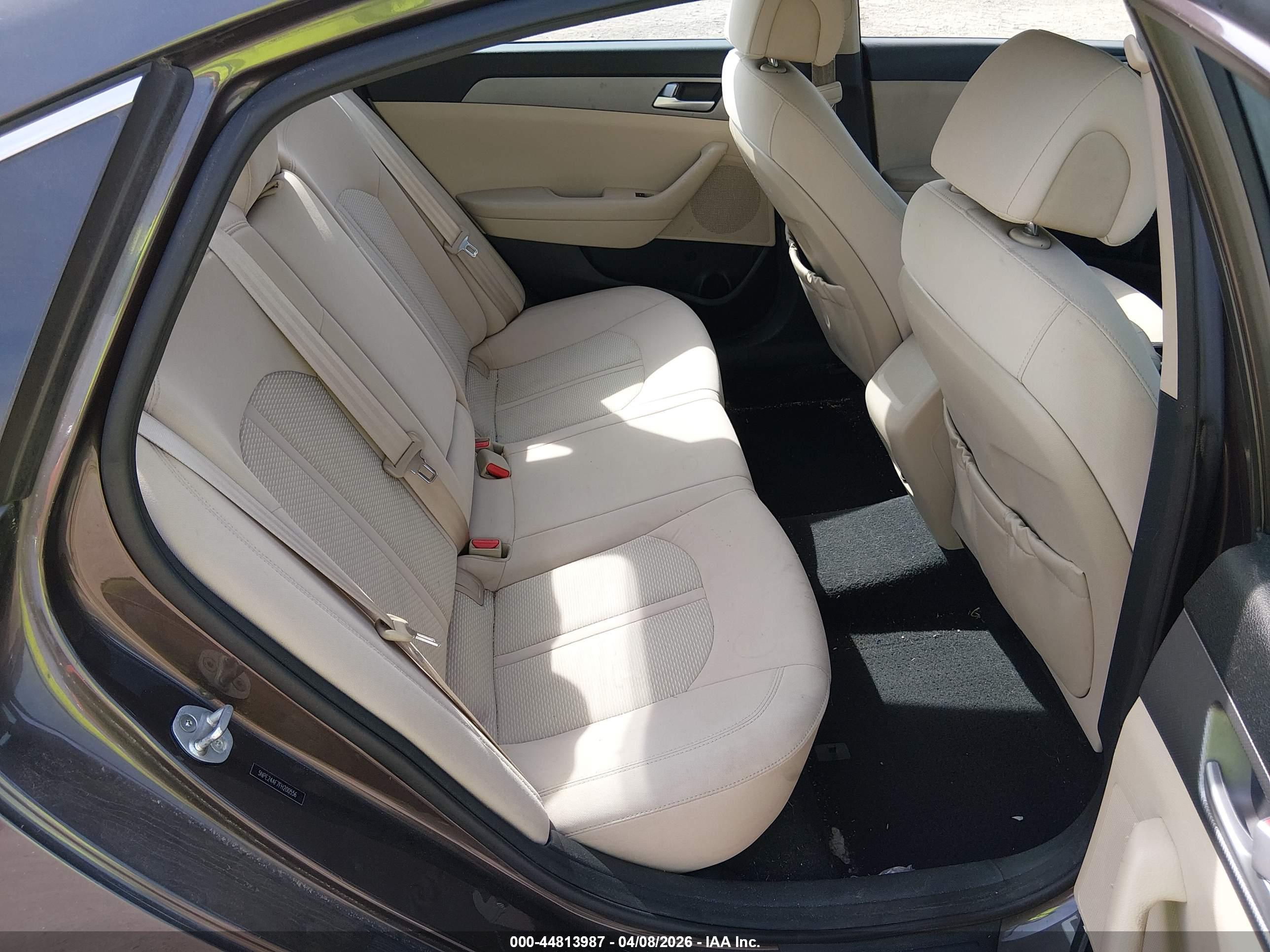 HYUNDAI SONATA image 8