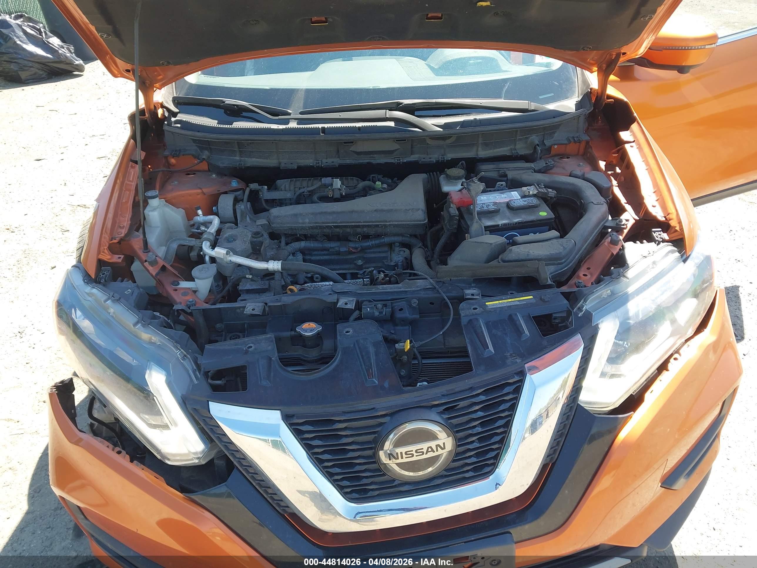 NISSAN ROGUE image 10