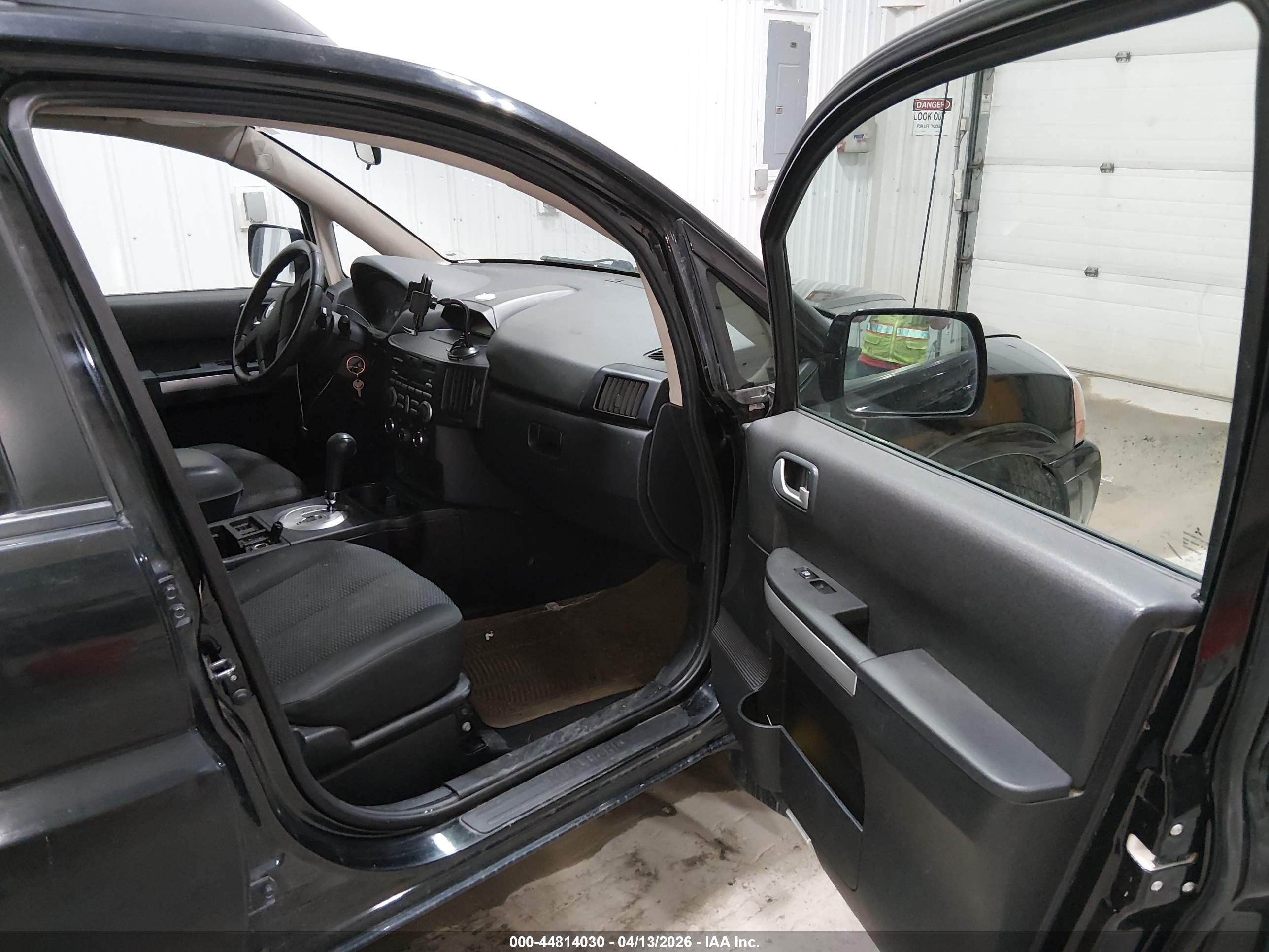MITSUBISHI ENDEAVOR image 5