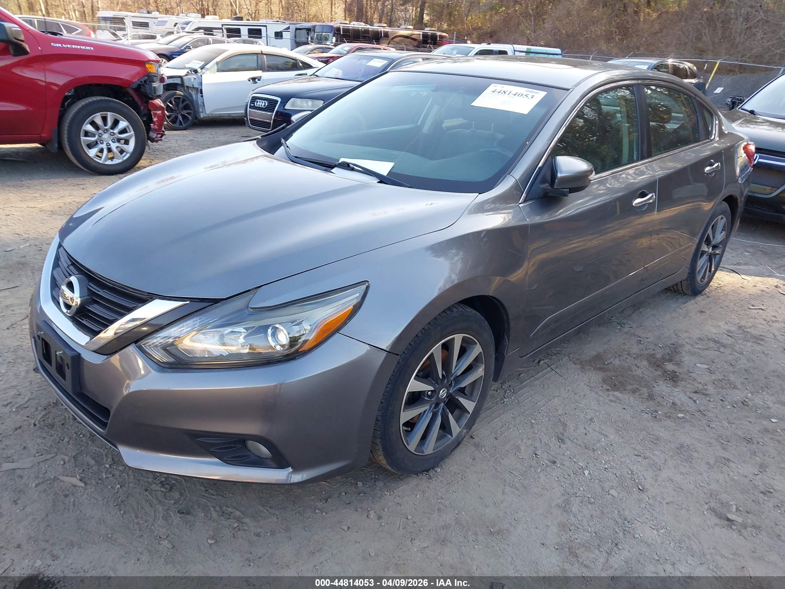 NISSAN ALTIMA image 2