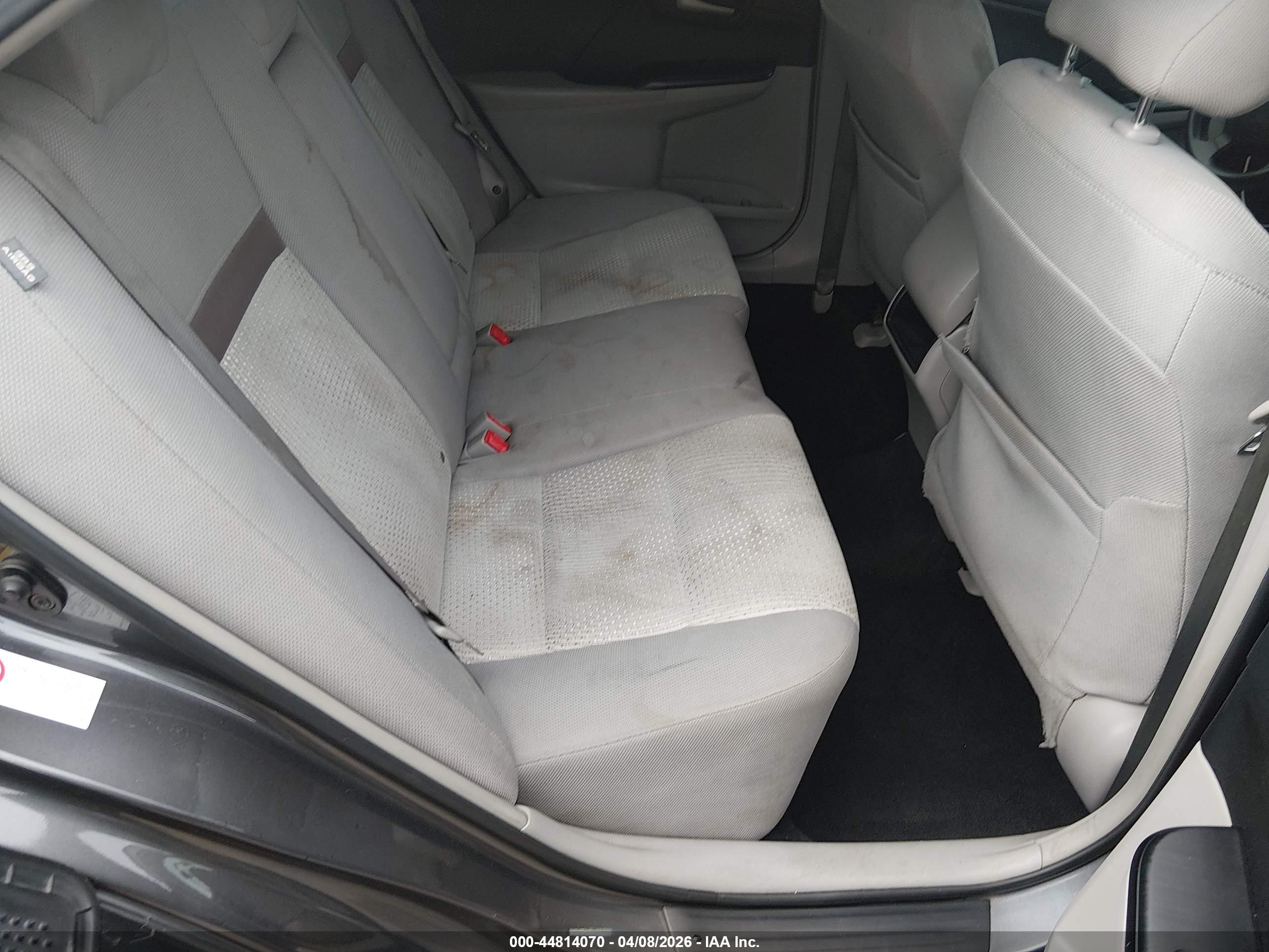TOYOTA CAMRY image 8