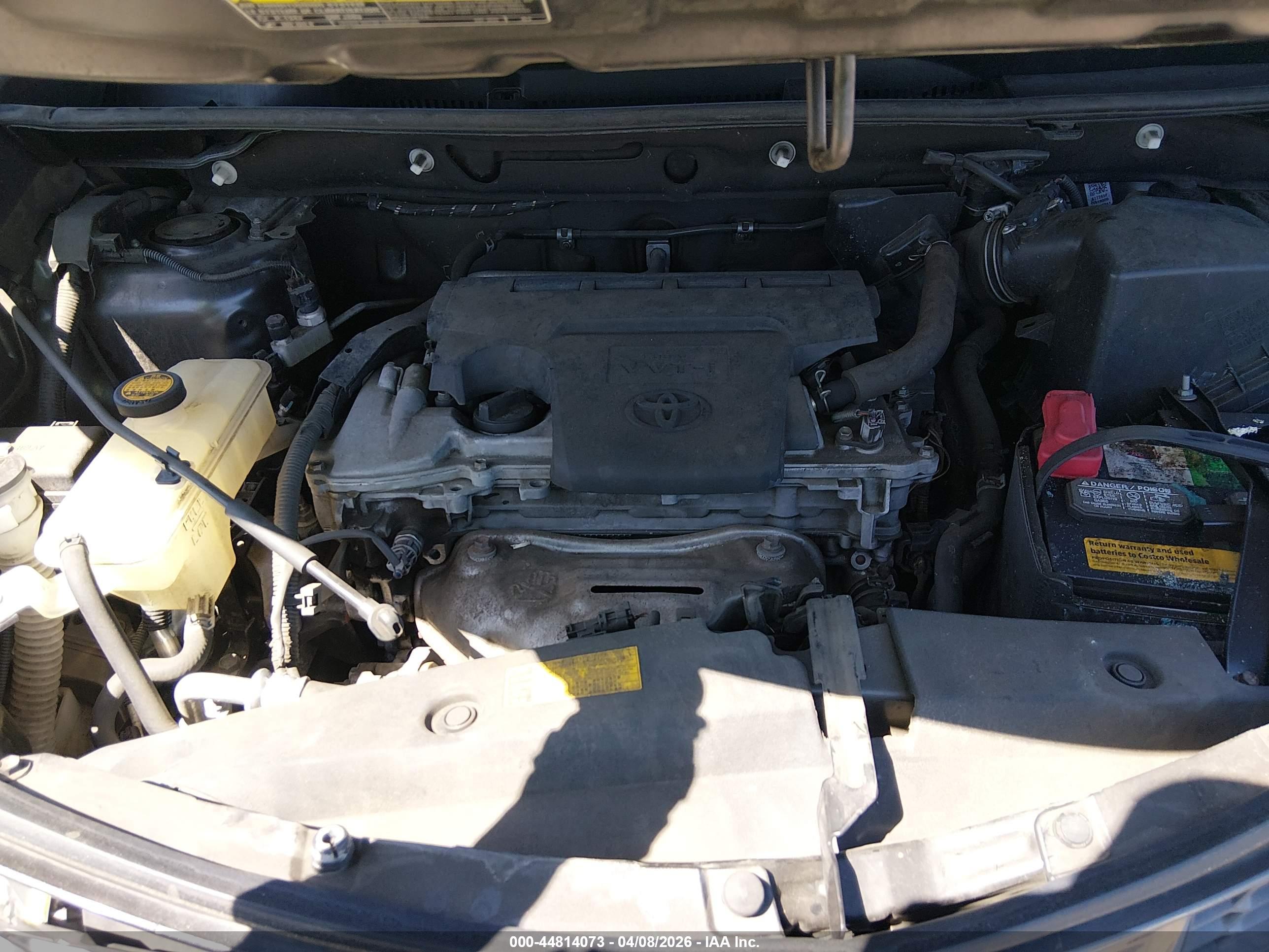 TOYOTA RAV4 image 10