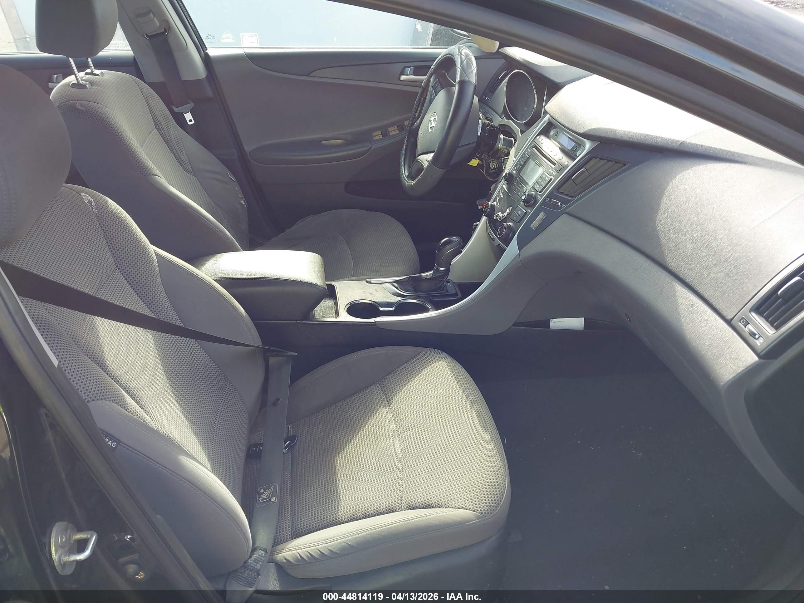 HYUNDAI SONATA image 5