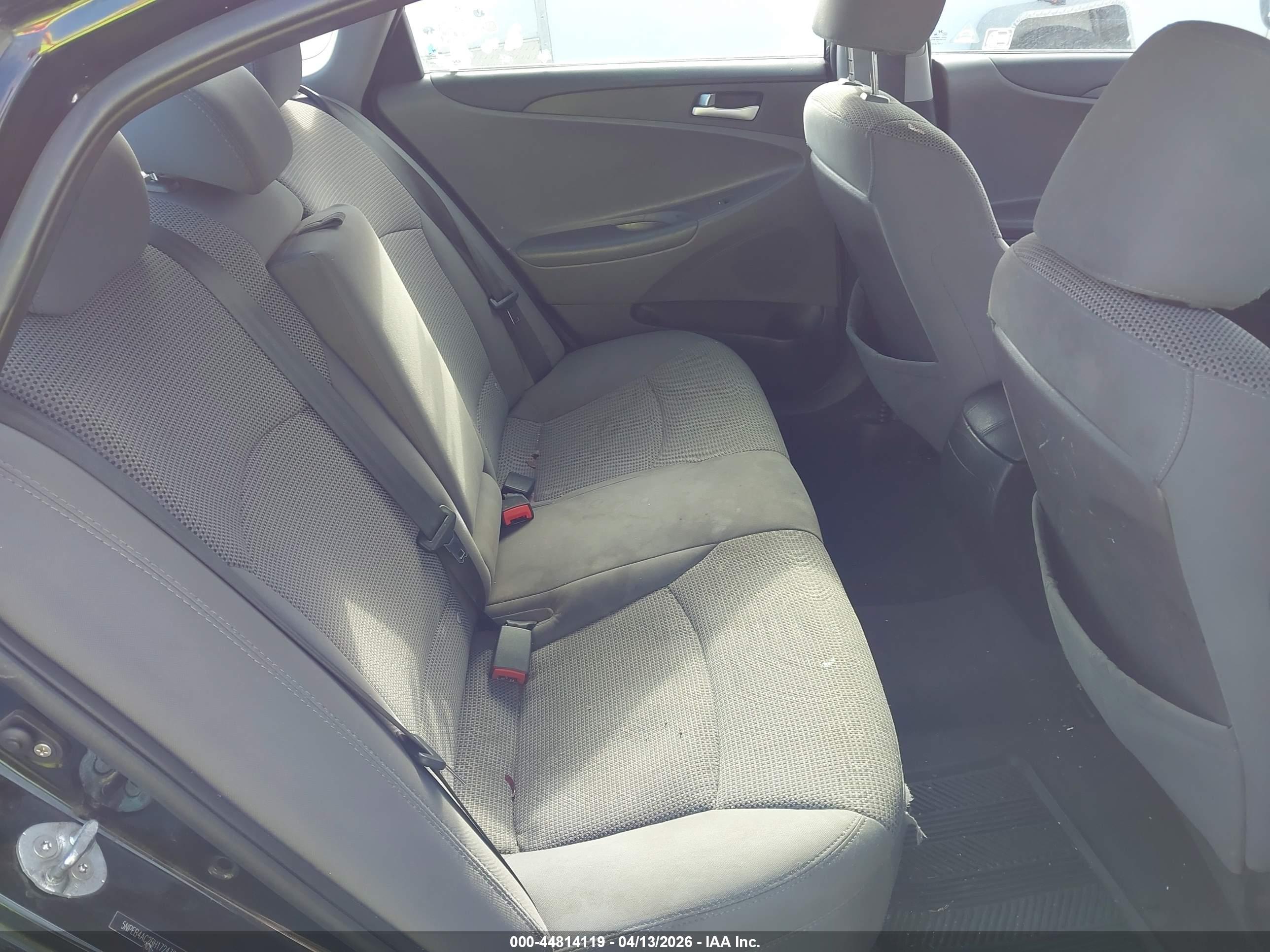 HYUNDAI SONATA image 8